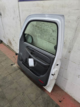 1999-2006 Chevrolet Silverado / GMC Sierra 1500 2500 3500 HD Front Passenger side Door RH - Summit White