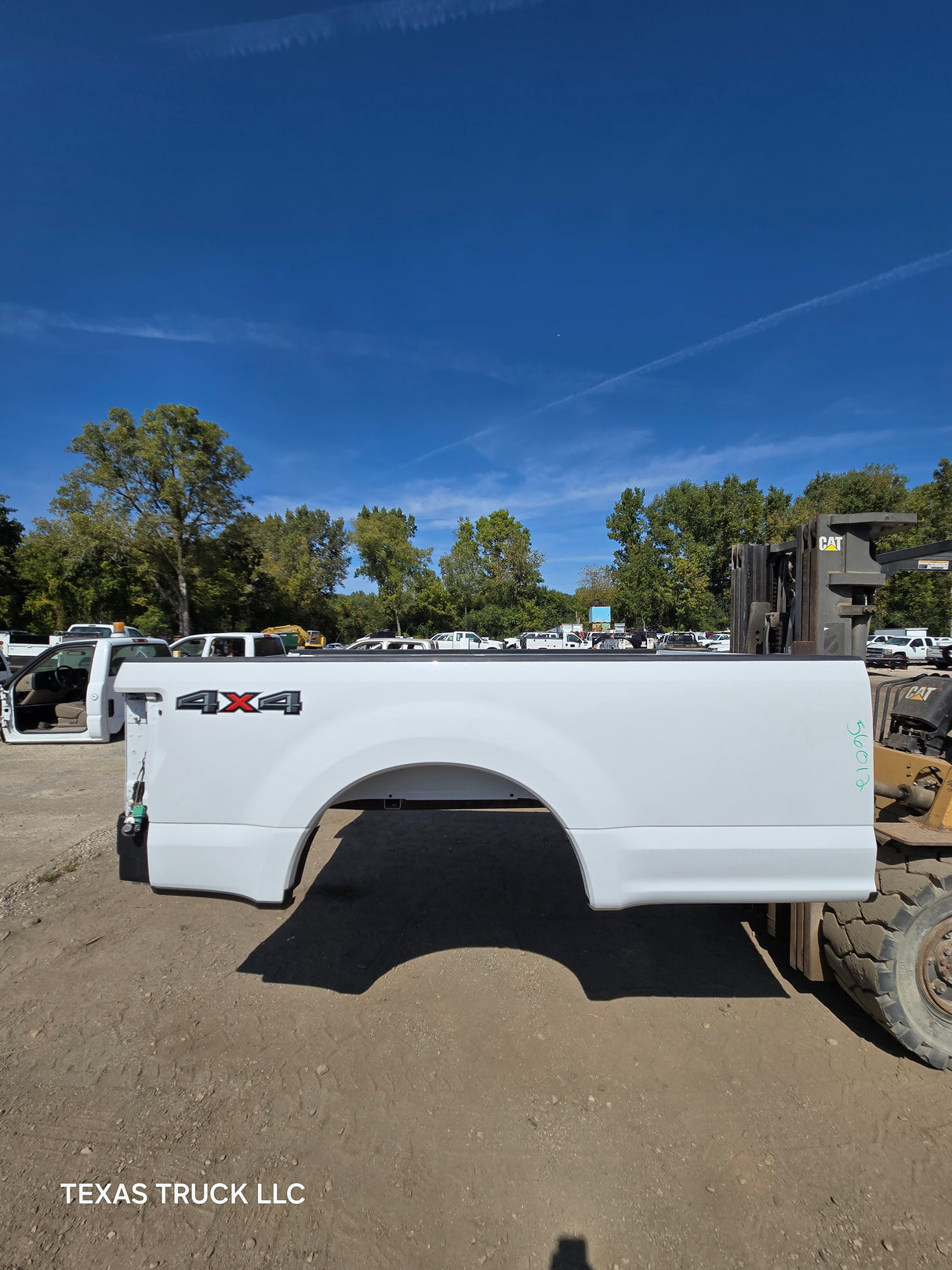 2017-2022 Ford F250 F350 Super Duty 8' Long Truck Bed - Oxford White
