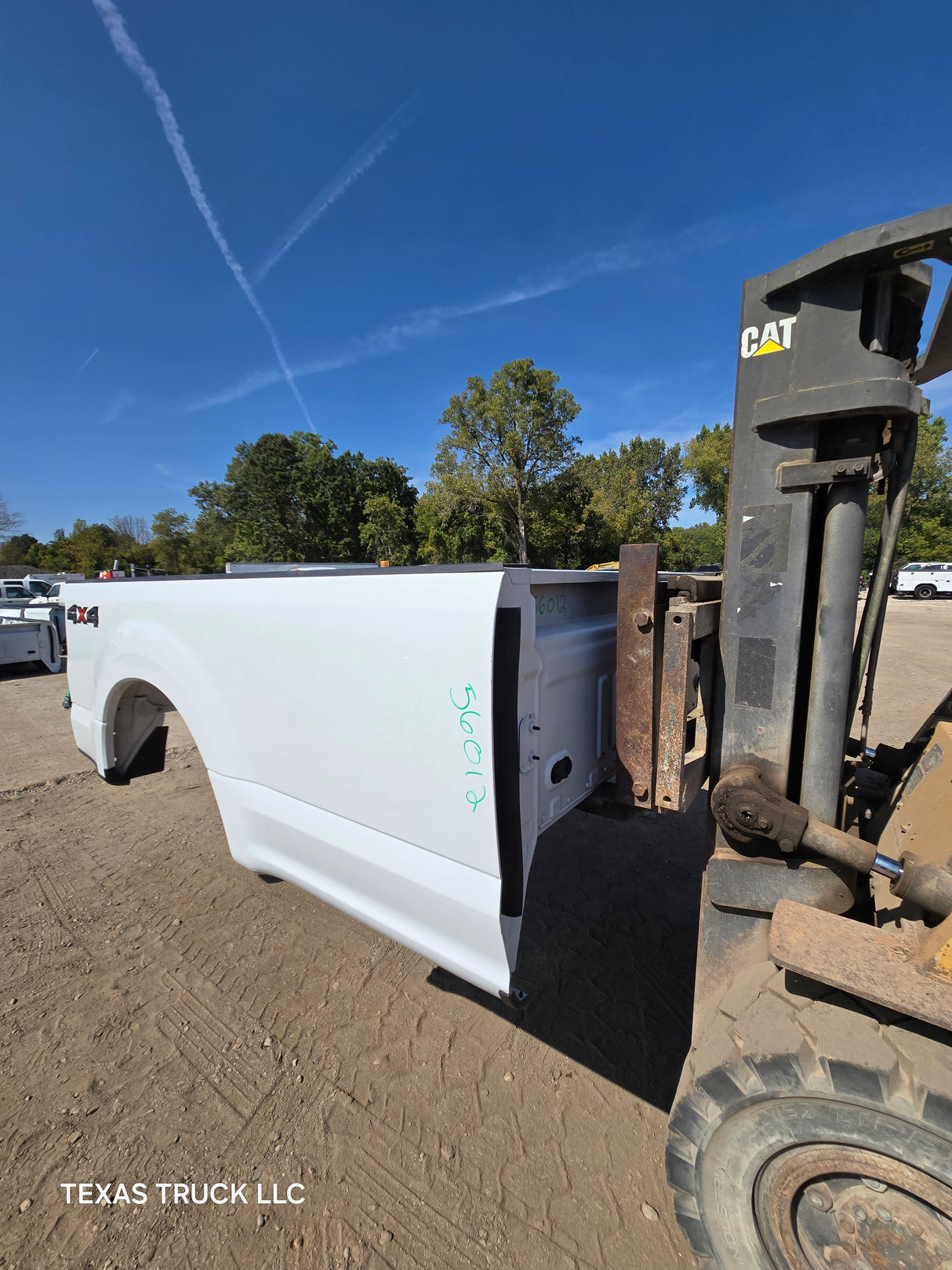2017-2022 Ford F250 F350 Super Duty 8' Long Truck Bed - Oxford White