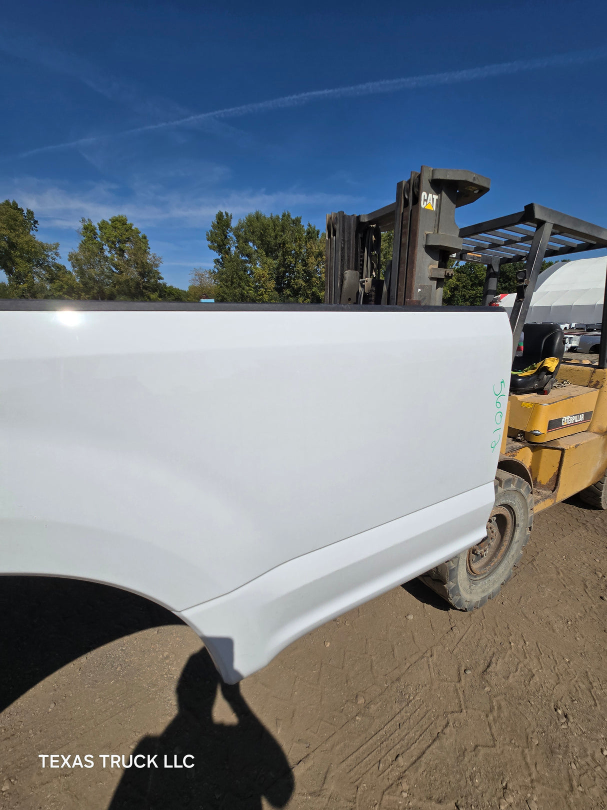 2017-2022 Ford F250 F350 Super Duty 8' Long Truck Bed - Oxford White