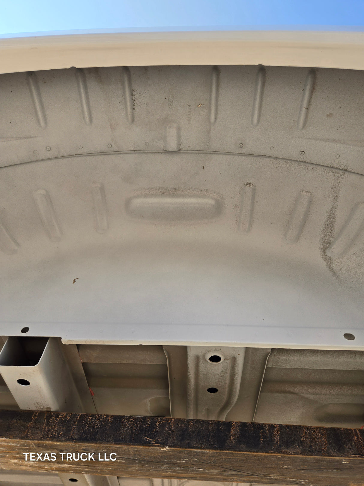 2017-2022 Ford F250 F350 Super Duty 8' Long Truck Bed - Oxford White