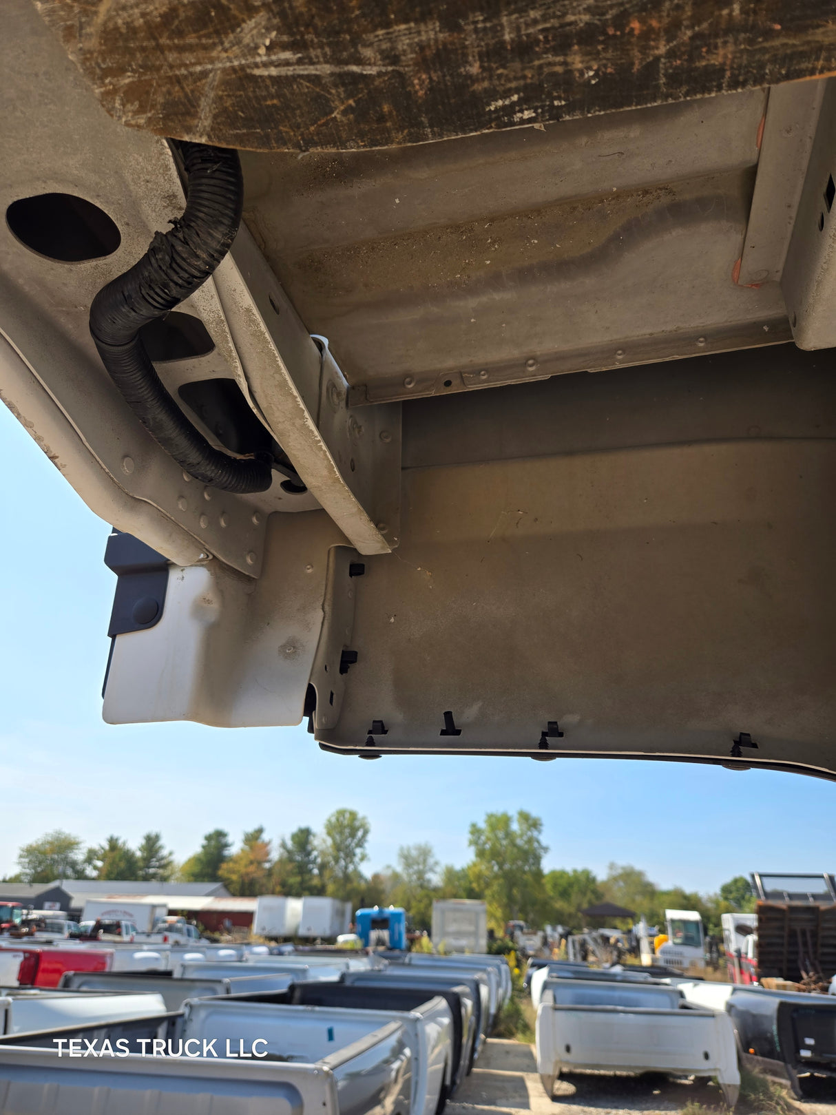 2017-2022 Ford F250 F350 Super Duty 8' Long Truck Bed - Oxford White