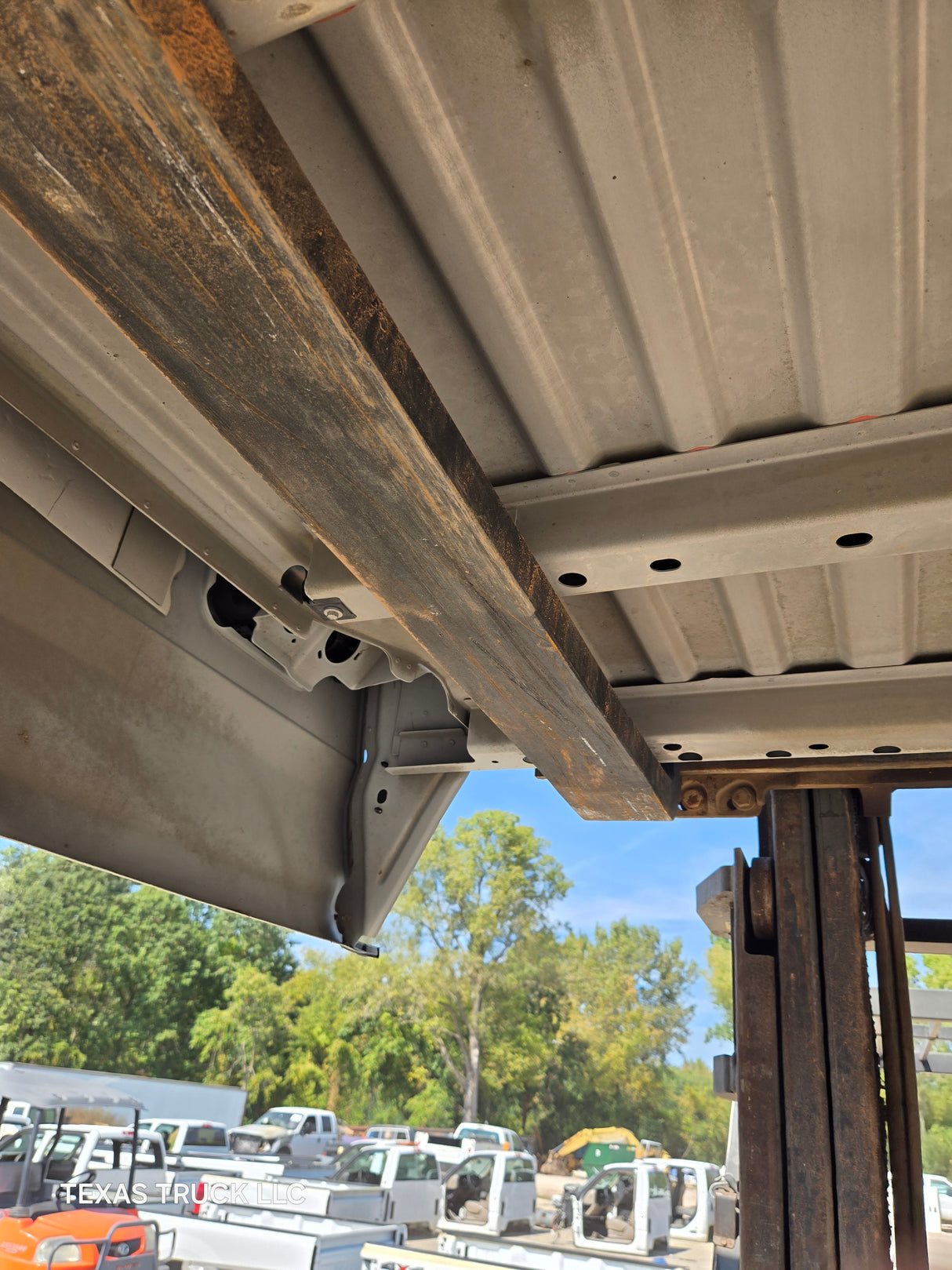 2017-2022 Ford F250 F350 Super Duty 8' Long Truck Bed - Oxford White