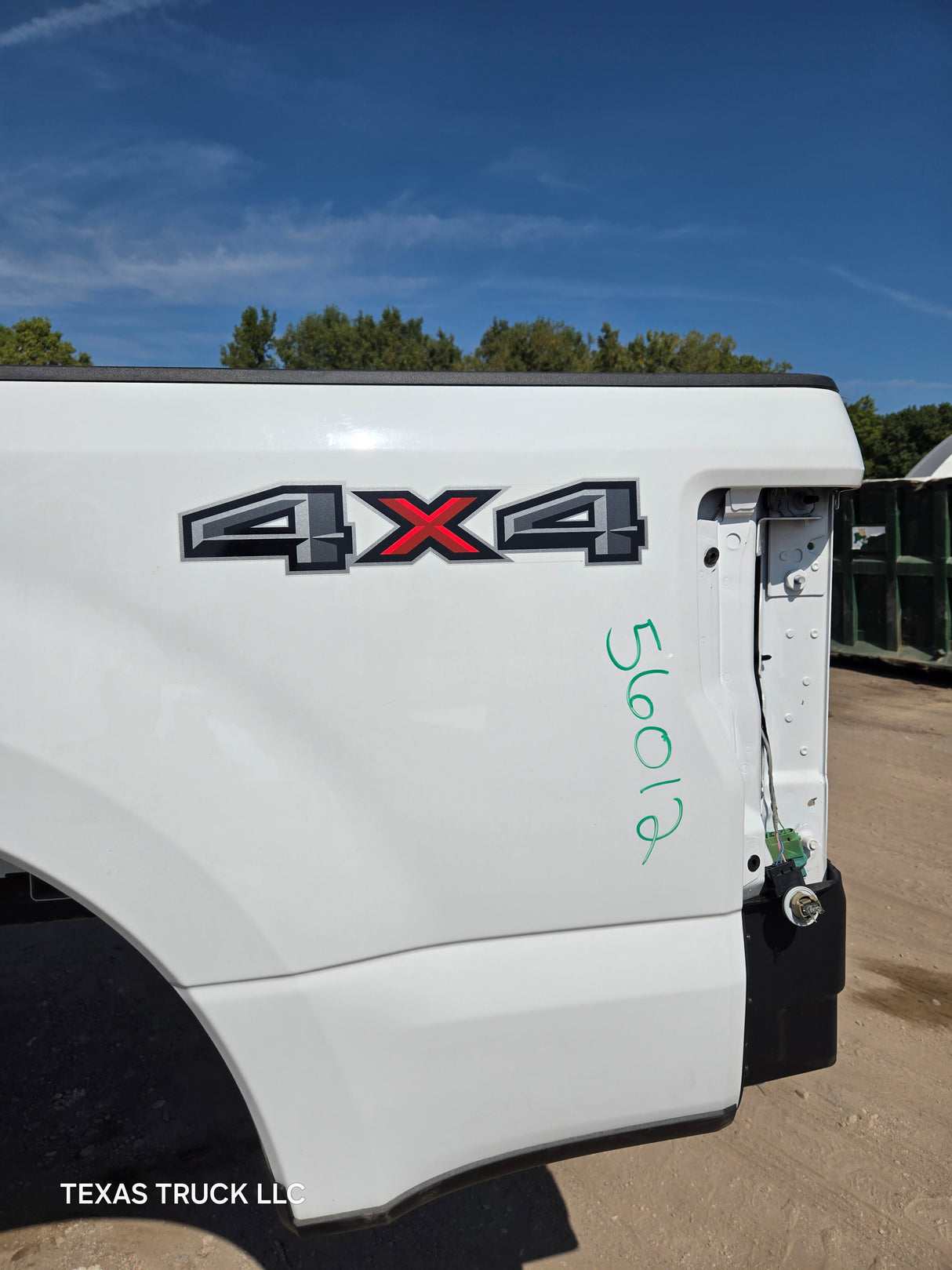 2017-2022 Ford F250 F350 Super Duty 8' Long Truck Bed - Oxford White