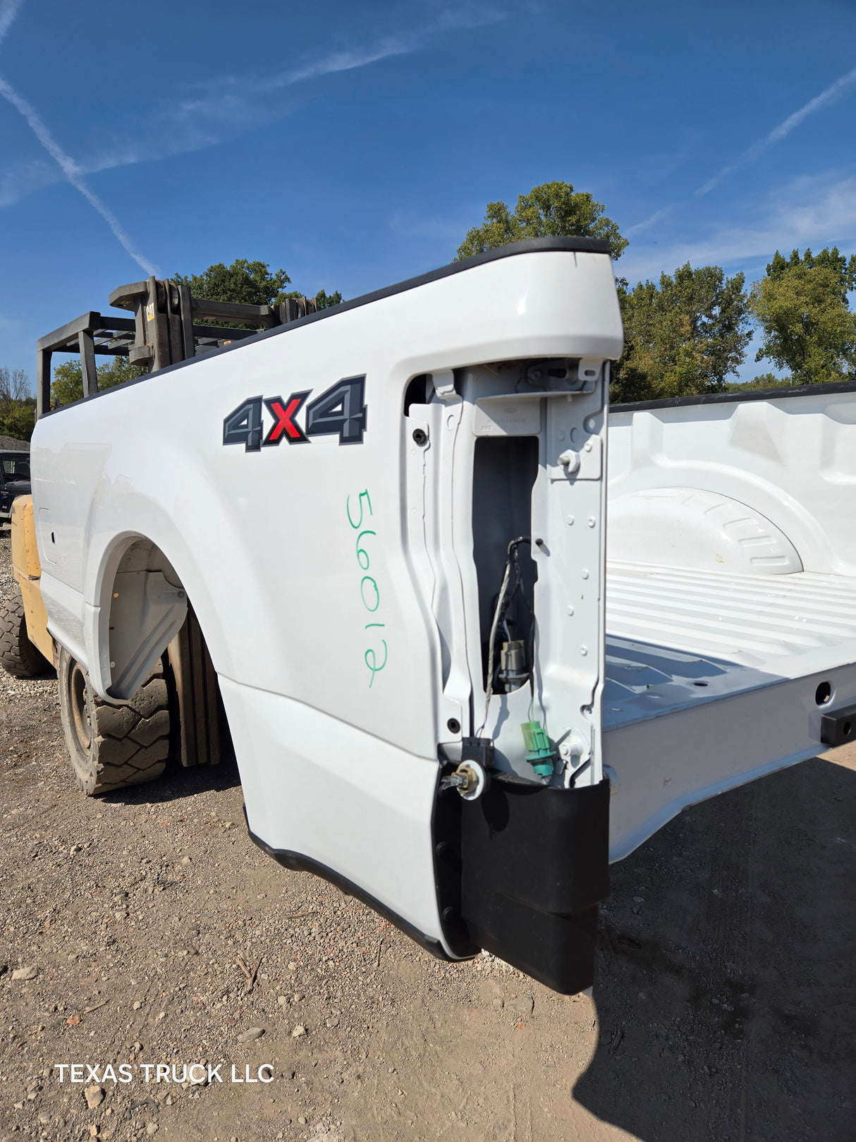 2017-2022 Ford F250 F350 Super Duty 8' Long Truck Bed - Oxford White