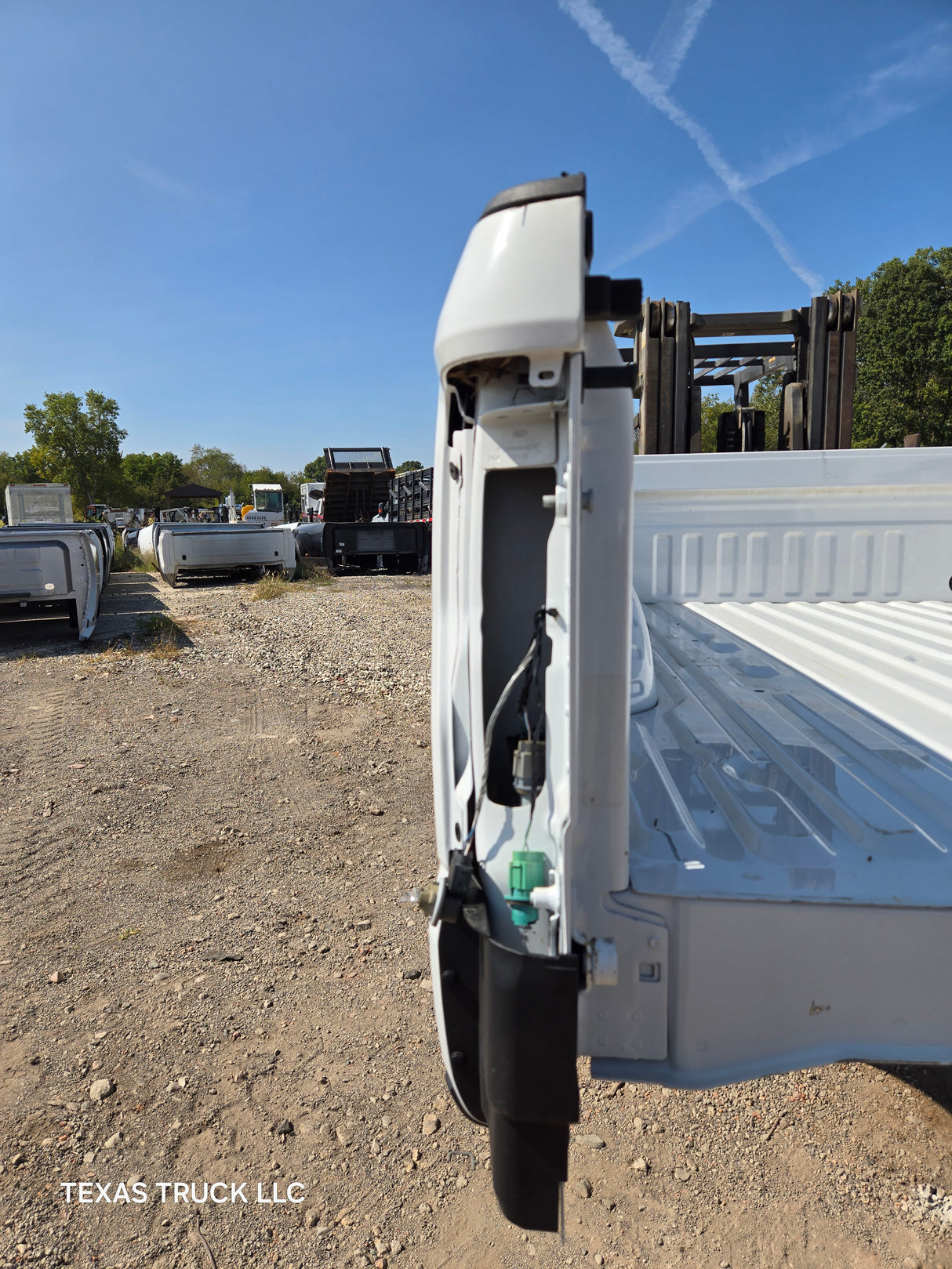 2017-2022 Ford F250 F350 Super Duty 8' Long Truck Bed - Oxford White