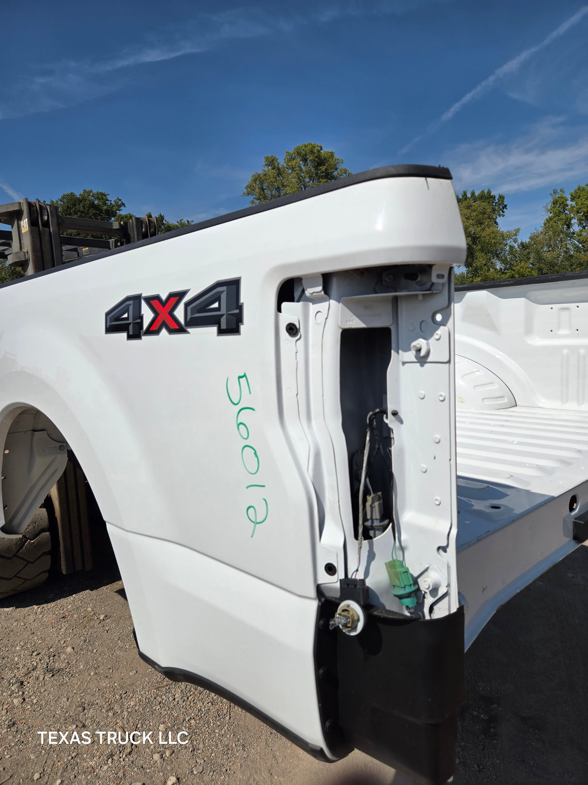 2017-2022 Ford F250 F350 Super Duty 8' Long Truck Bed - Oxford White