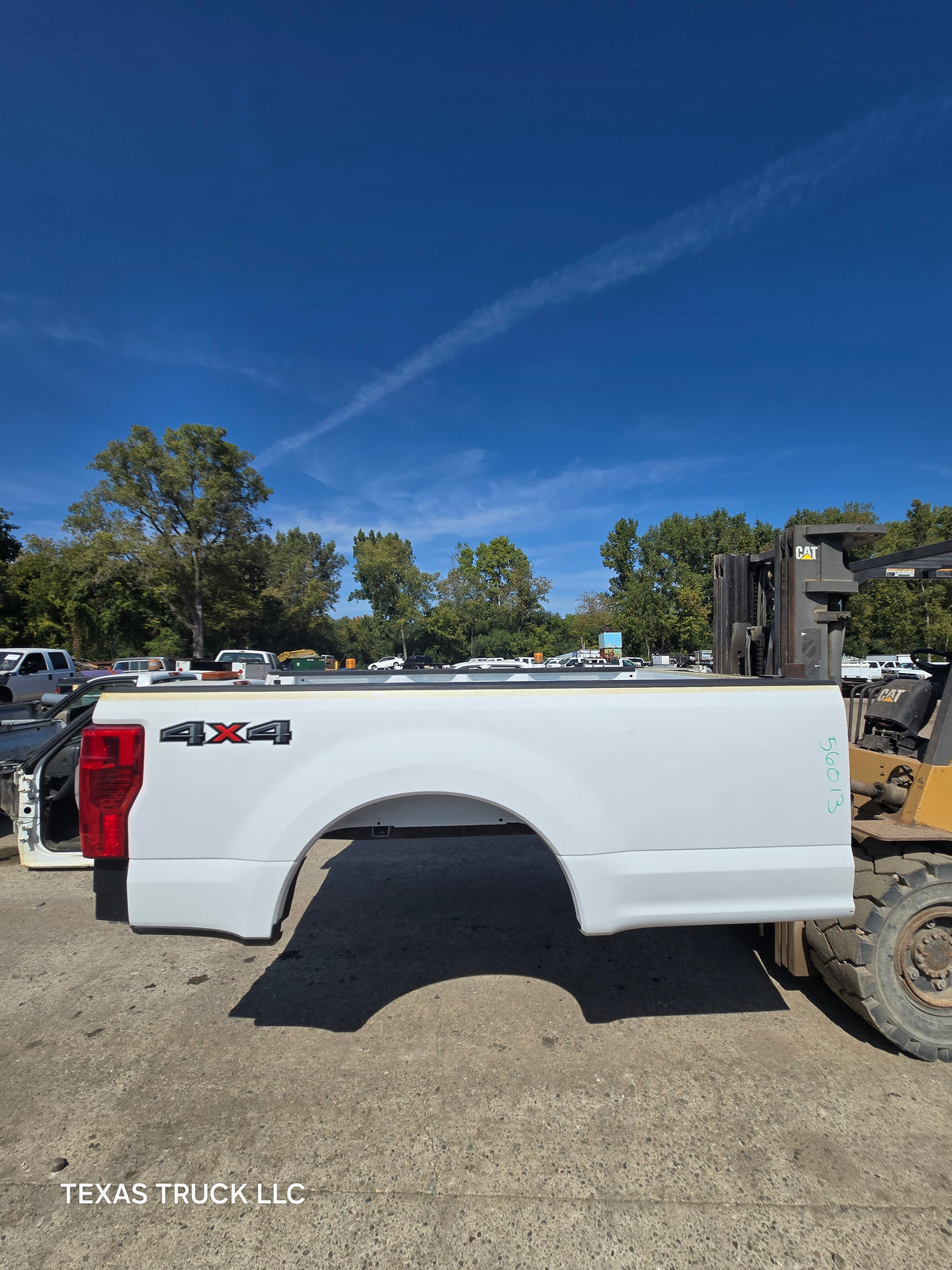 2017-2022 Ford F250 F350 Super Duty 8' Long Truck Bed - Oxford White