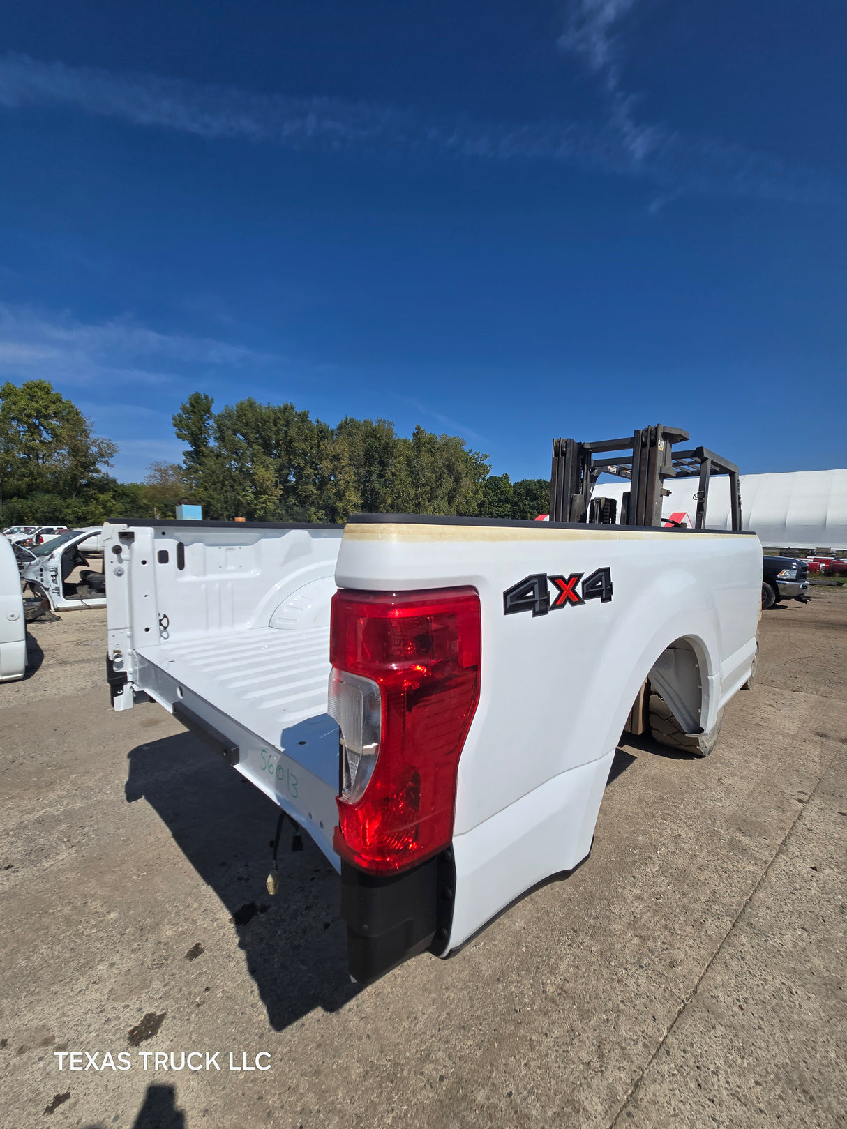 2017-2022 Ford F250 F350 Super Duty 8' Long Truck Bed - Oxford White