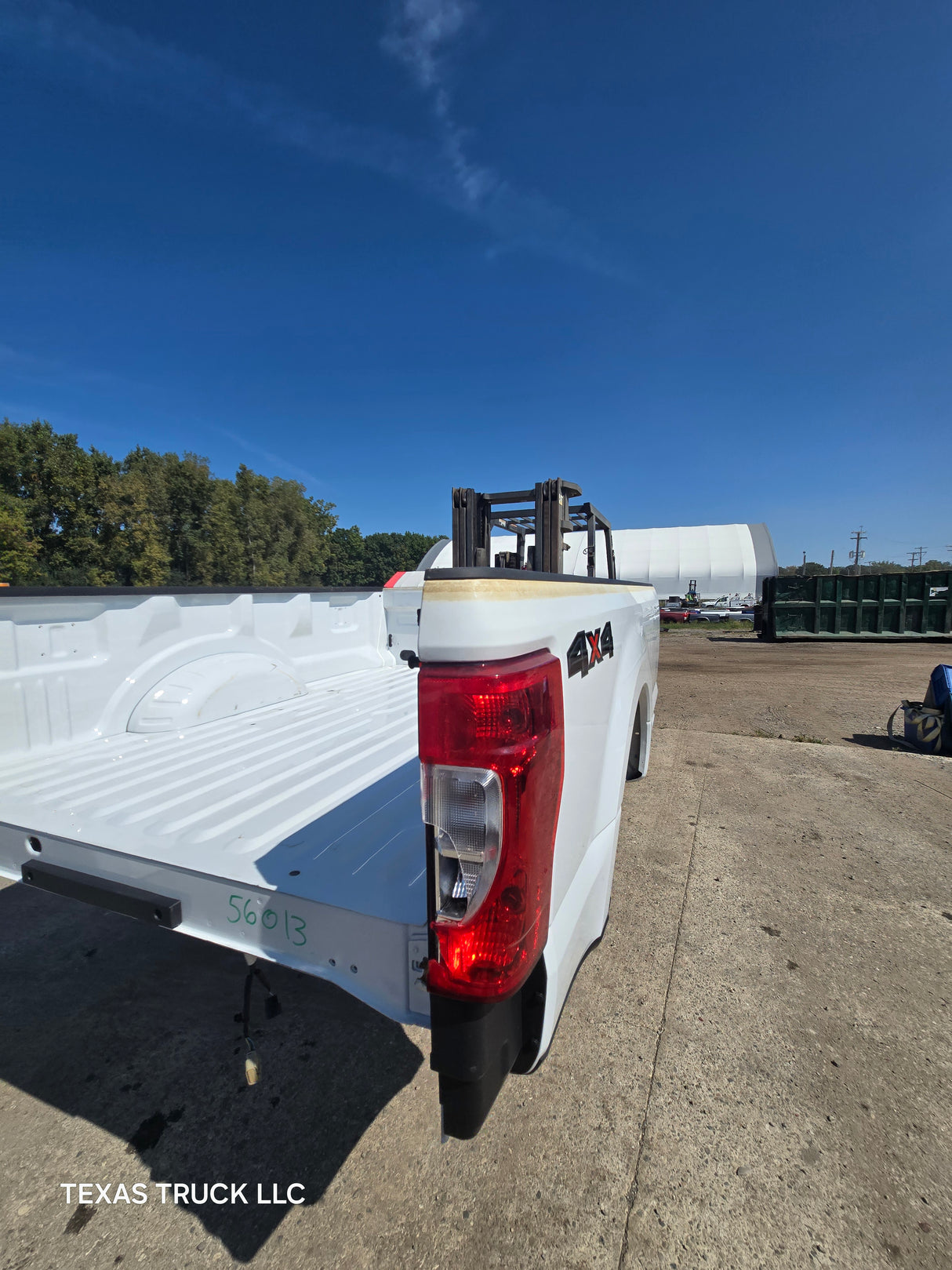 2017-2022 Ford F250 F350 Super Duty 8' Long Truck Bed - Oxford White