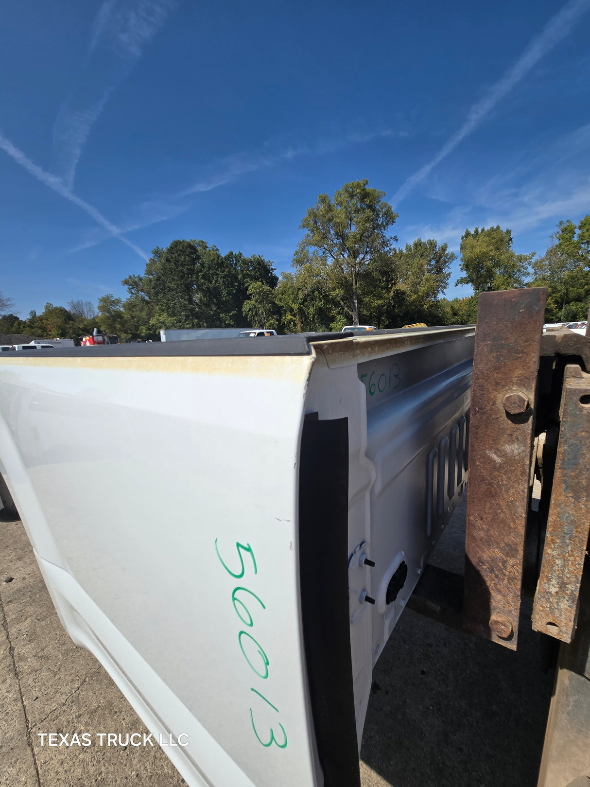 2017-2022 Ford F250 F350 Super Duty 8' Long Truck Bed - Oxford White