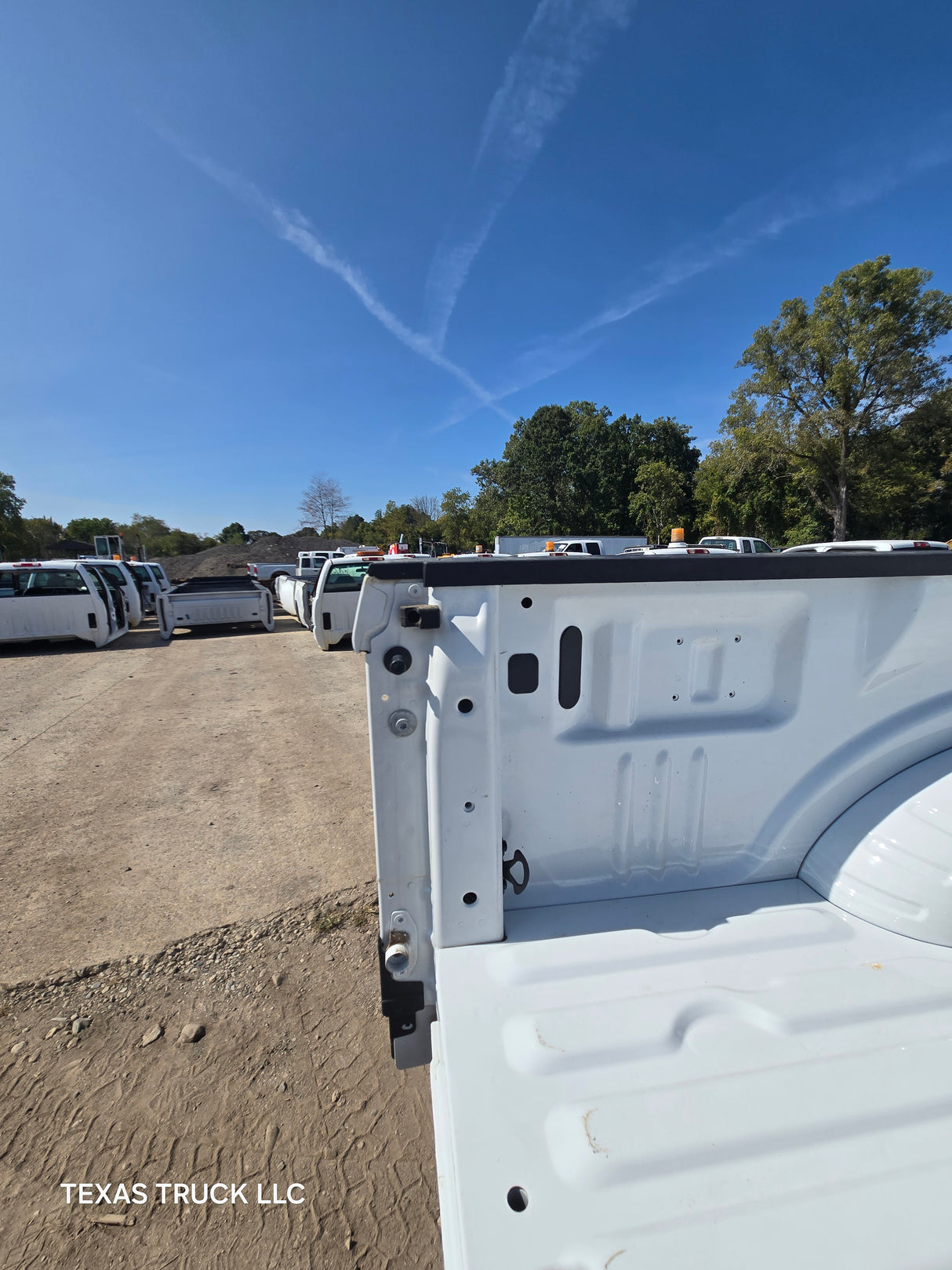 2017-2022 Ford F250 F350 Super Duty 8' Long Truck Bed - Oxford White