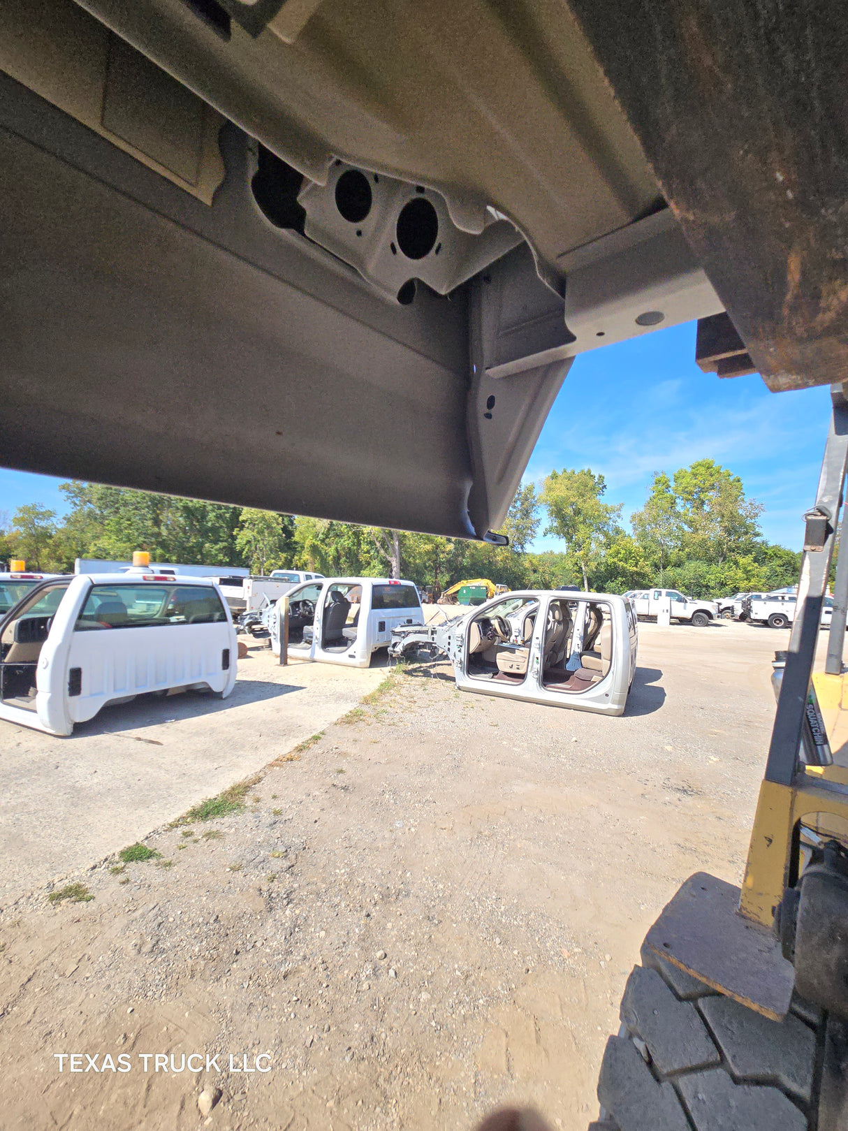 2017-2022 Ford F250 F350 Super Duty 8' Long Truck Bed - Oxford White