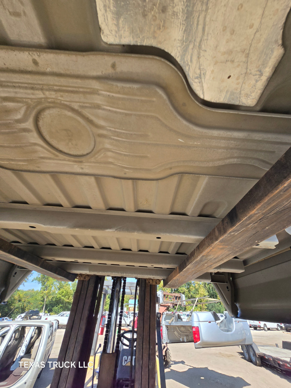 2017-2022 Ford F250 F350 Super Duty 8' Long Truck Bed - Oxford White