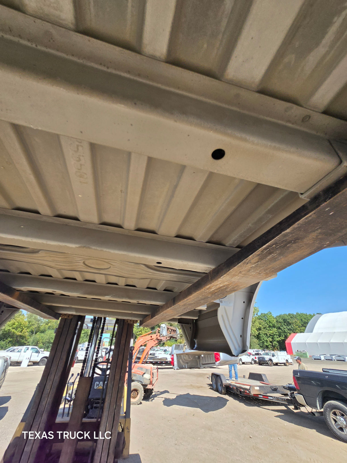 2017-2022 Ford F250 F350 Super Duty 8' Long Truck Bed - Oxford White