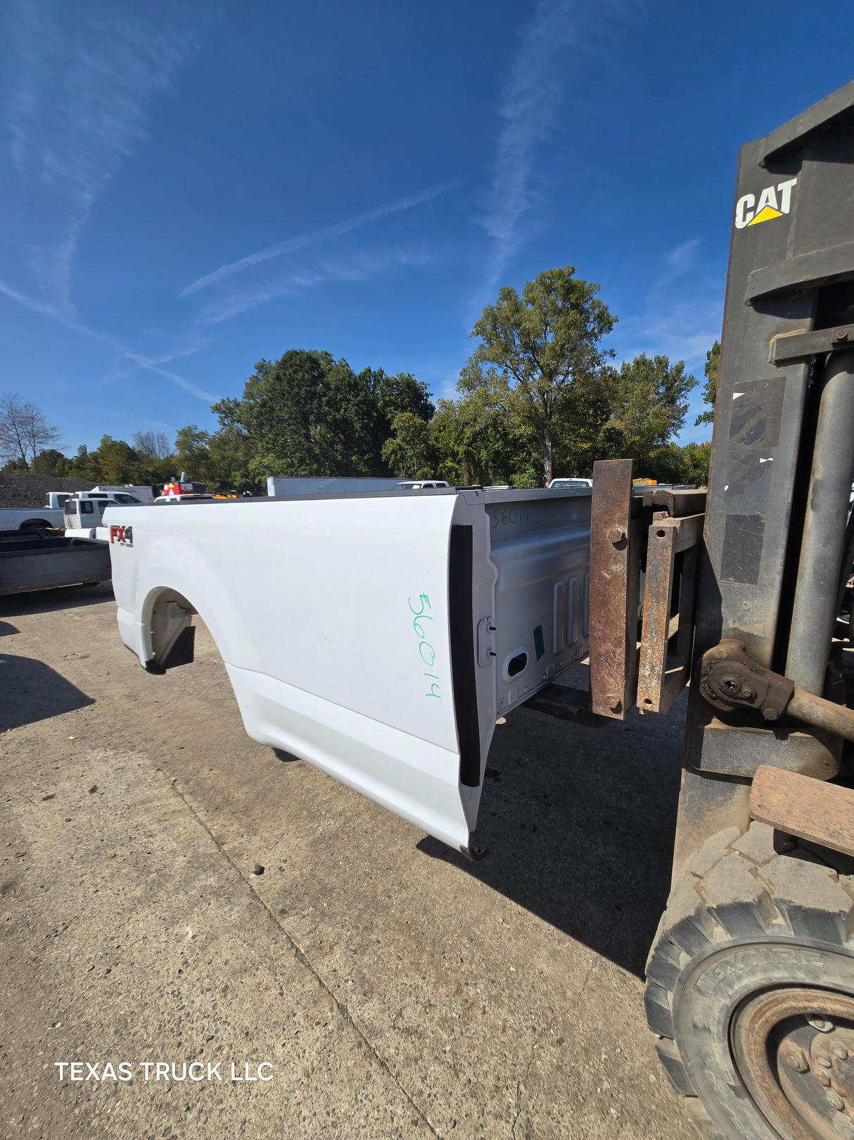 2017-2022 Ford F250 F350 Super Duty 8' Long Truck Bed - Oxford White