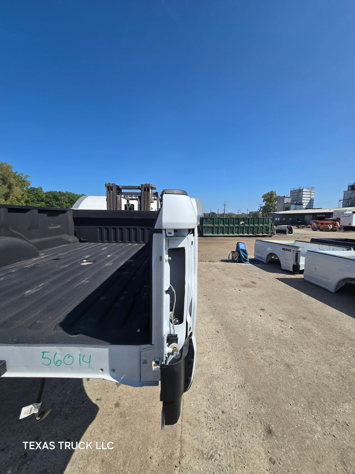 2017-2022 Ford F250 F350 Super Duty 8' Long Truck Bed - Oxford White