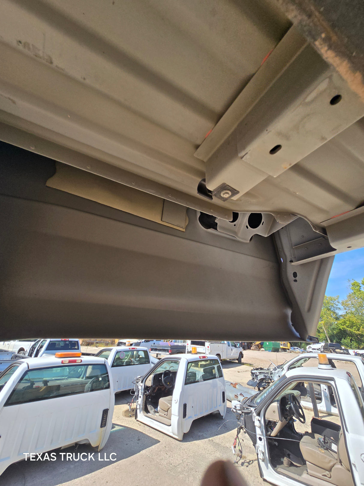 2017-2022 Ford F250 F350 Super Duty 8' Long Truck Bed - Oxford White