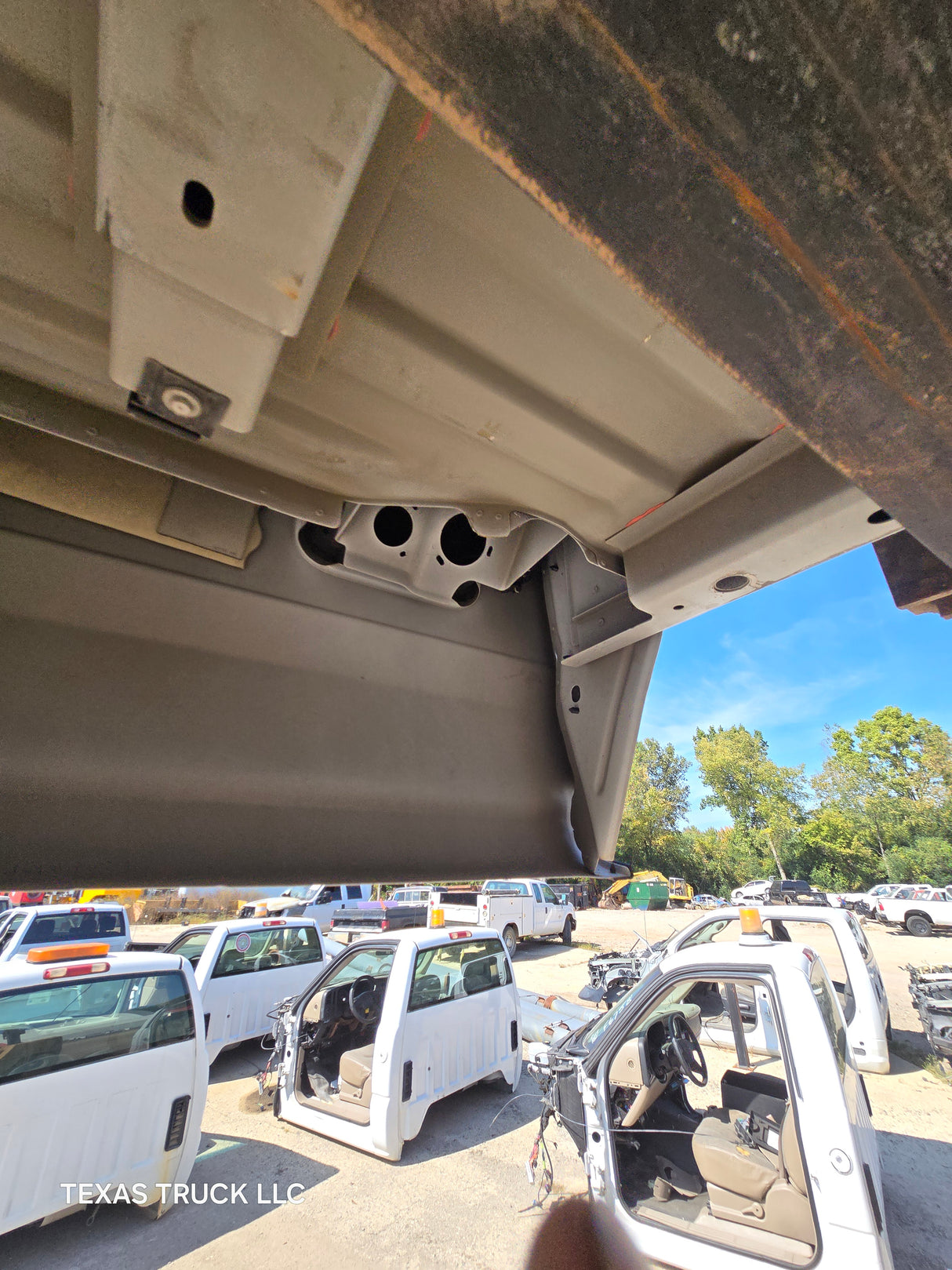2017-2022 Ford F250 F350 Super Duty 8' Long Truck Bed - Oxford White