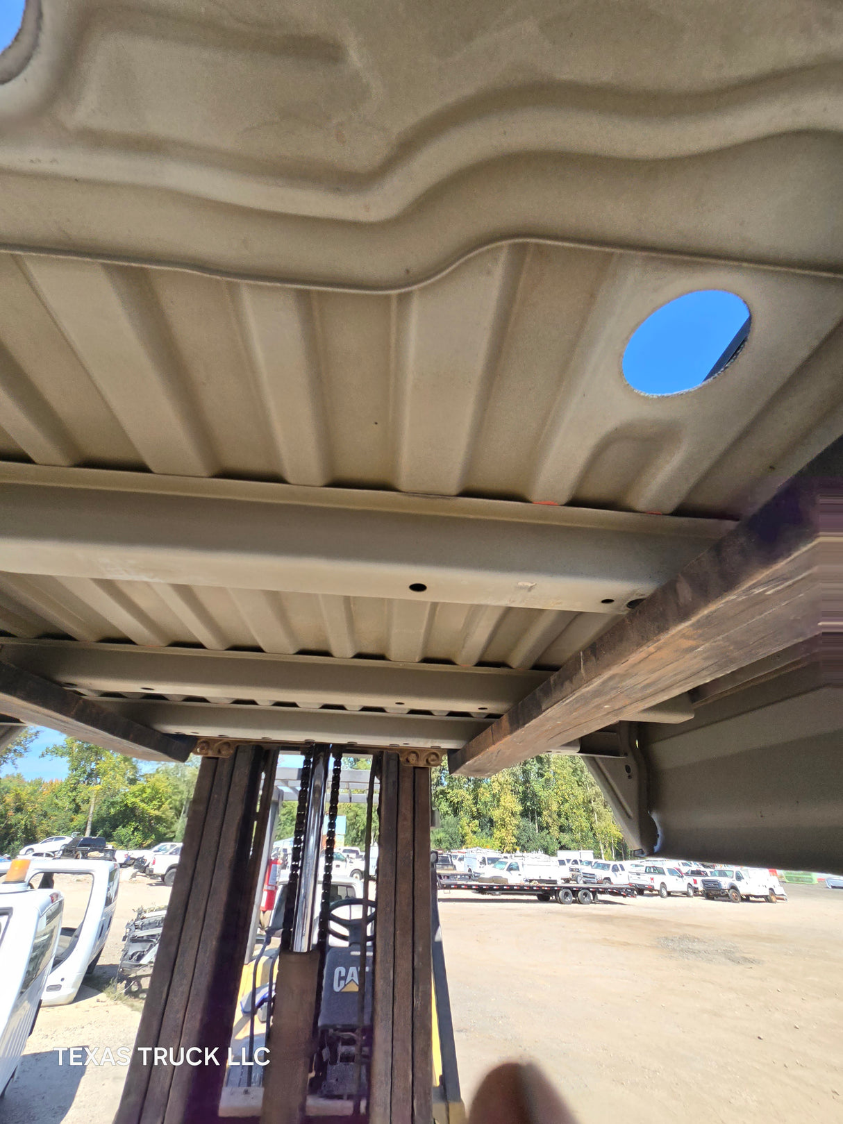 2017-2022 Ford F250 F350 Super Duty 8' Long Truck Bed - Oxford White