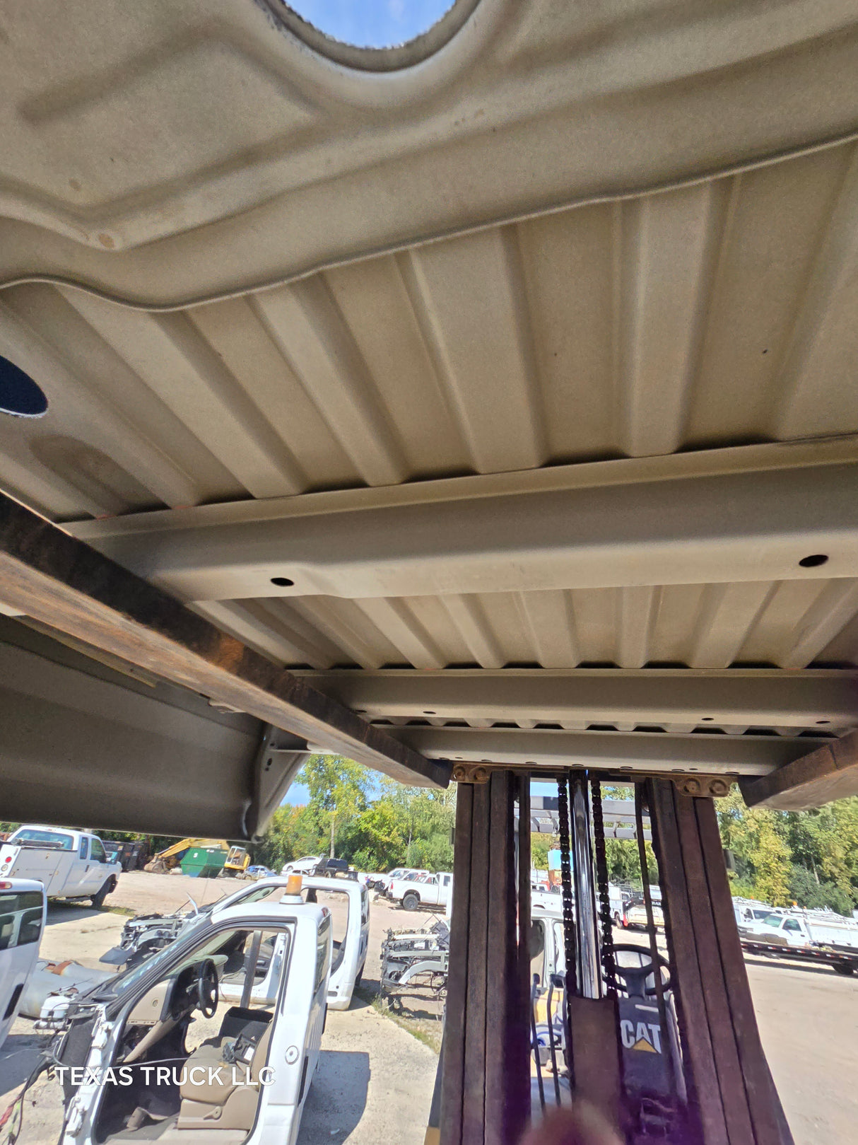 2017-2022 Ford F250 F350 Super Duty 8' Long Truck Bed - Oxford White