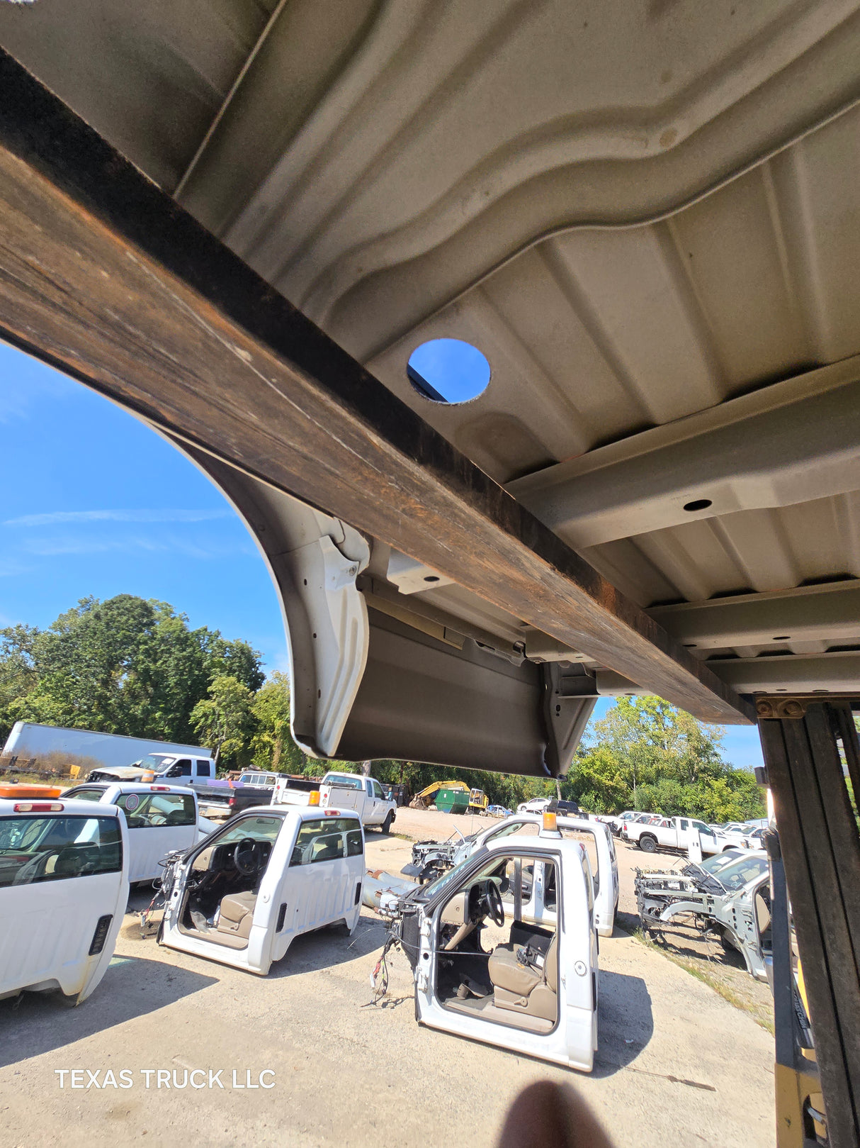 2017-2022 Ford F250 F350 Super Duty 8' Long Truck Bed - Oxford White