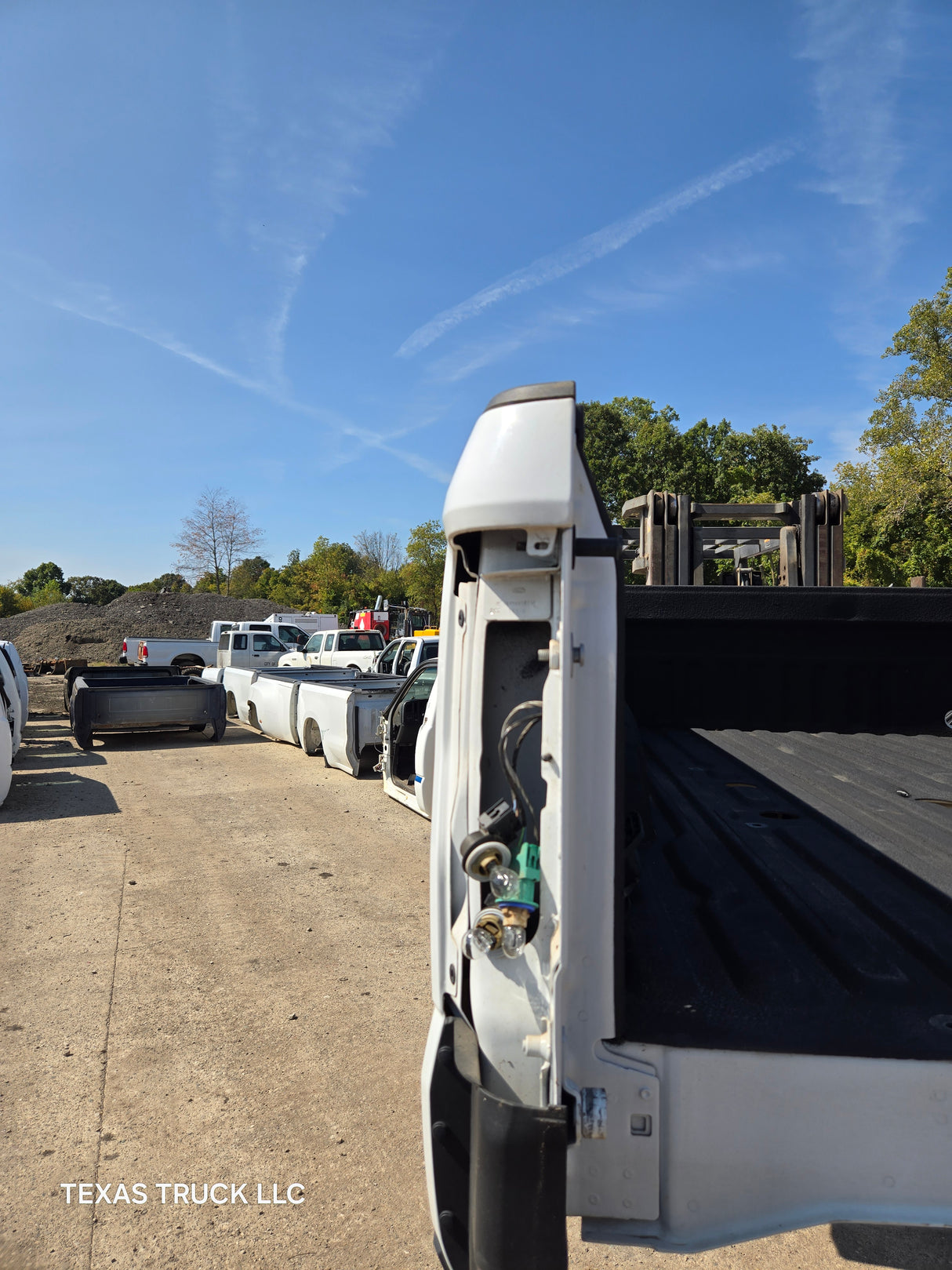 2017-2022 Ford F250 F350 Super Duty 8' Long Truck Bed - Oxford White
