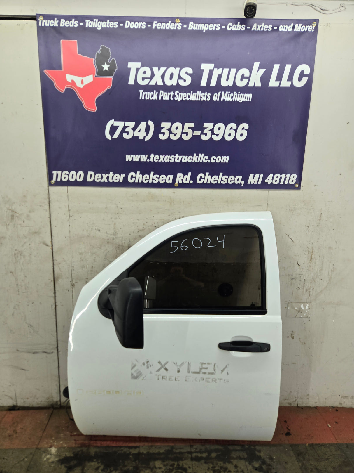 2007-2013 Chevrolet Silverado / GMC Sierra 1500 2500 3500 HD LH Front Driver Side Door - Summit White