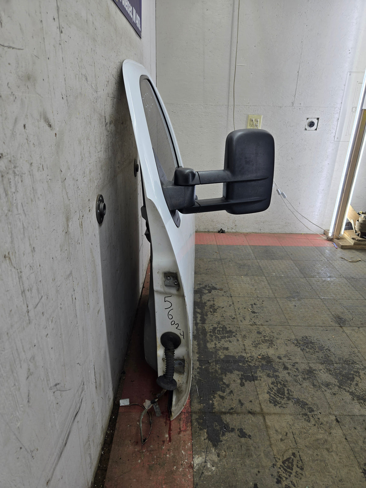2007-2013 Chevrolet Silverado / GMC Sierra 1500 2500 3500 HD LH Front Driver Side Door - Summit White