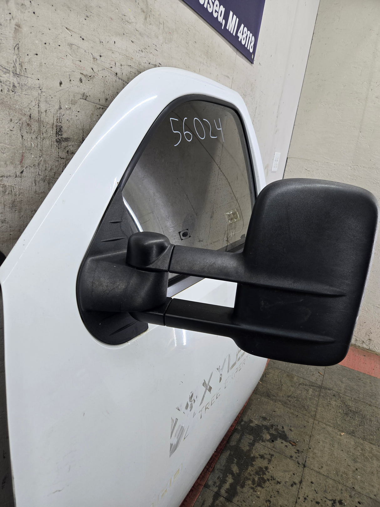 2007-2013 Chevrolet Silverado / GMC Sierra 1500 2500 3500 HD LH Front Driver Side Door - Summit White