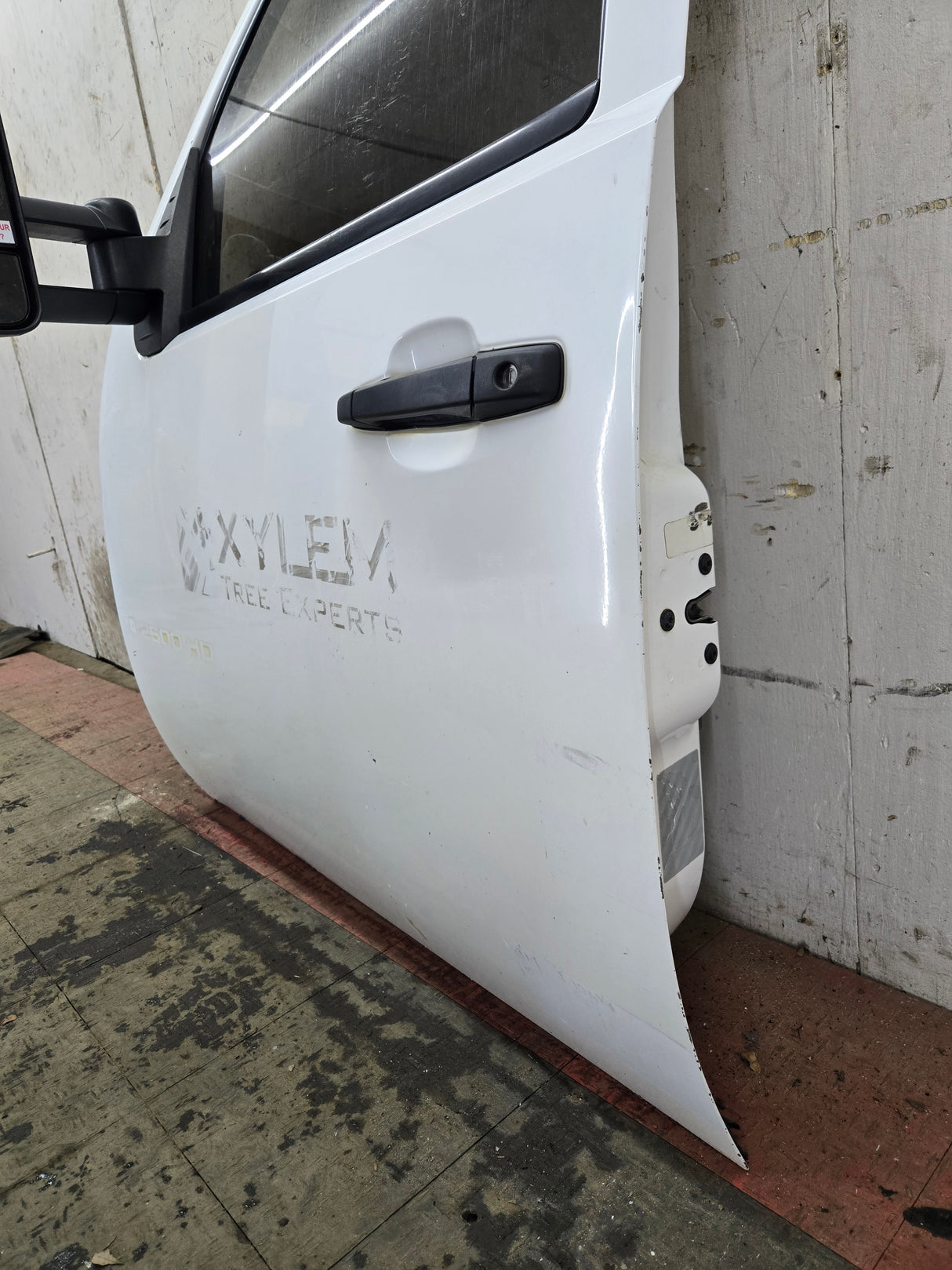 2007-2013 Chevrolet Silverado / GMC Sierra 1500 2500 3500 HD LH Front Driver Side Door - Summit White