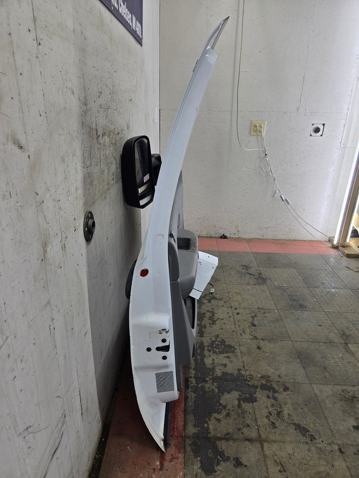 2007-2013 Chevrolet Silverado / GMC Sierra 1500 2500 3500 HD LH Front Driver Side Door - Summit White