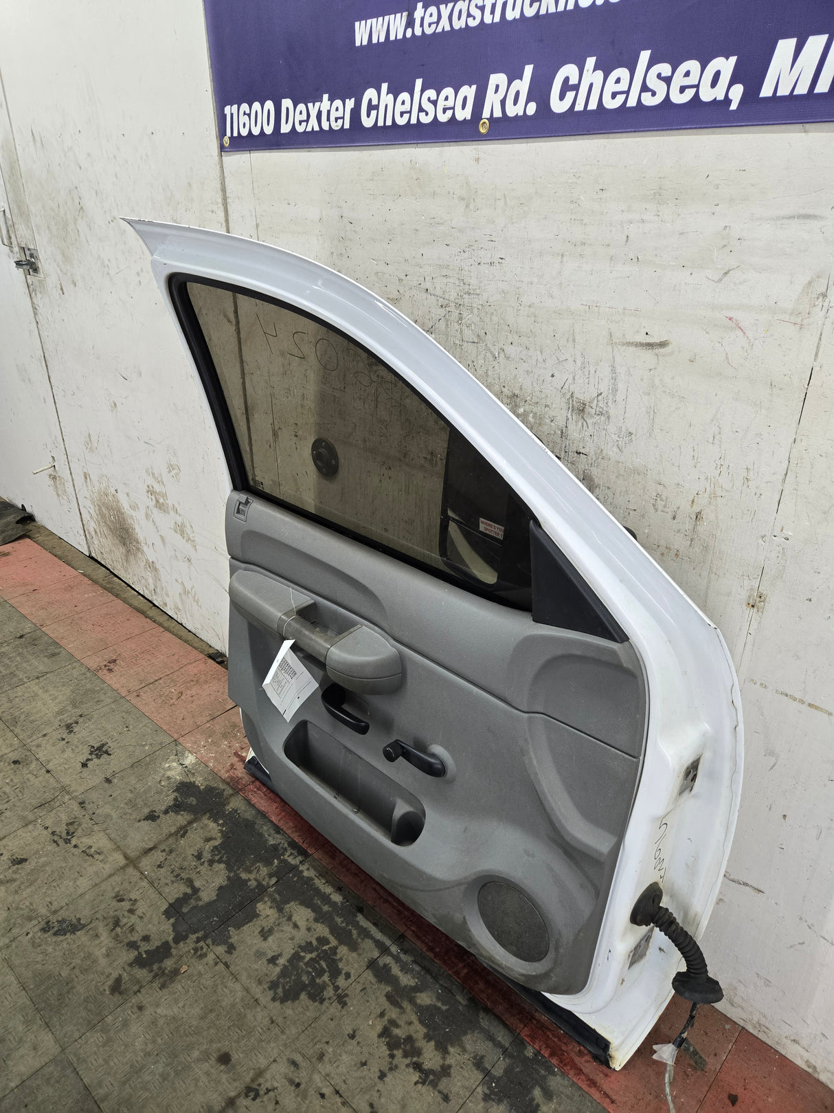 2007-2013 Chevrolet Silverado / GMC Sierra 1500 2500 3500 HD LH Front Driver Side Door - Summit White