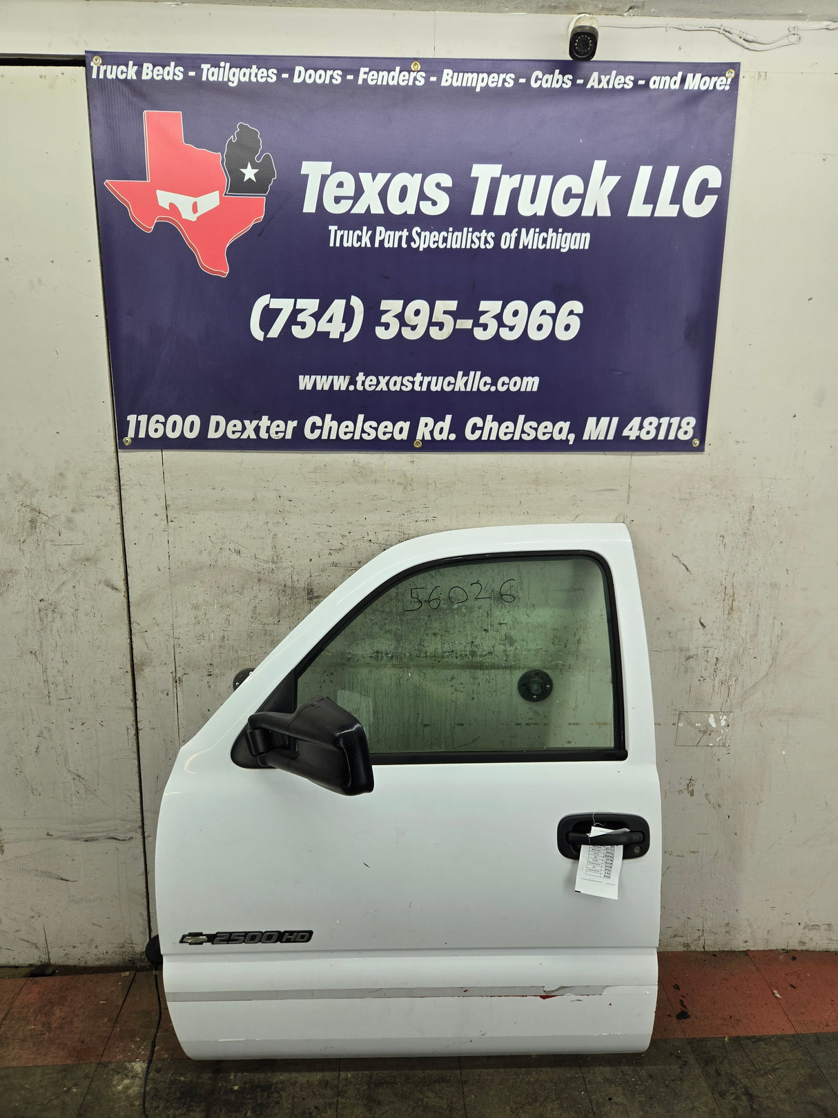 1999-2006 Chevrolet Silverado / GMC Sierra 1500 2500 3500 HD Front Driver Side Door LH