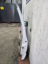 1999-2006 Chevrolet Silverado / GMC Sierra 1500 2500 3500 HD Front Passenger side Door RH