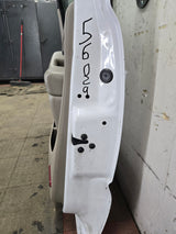 1999-2006 Chevrolet Silverado / GMC Sierra 1500 2500 3500 HD Front Passenger side Door RH - Summit White