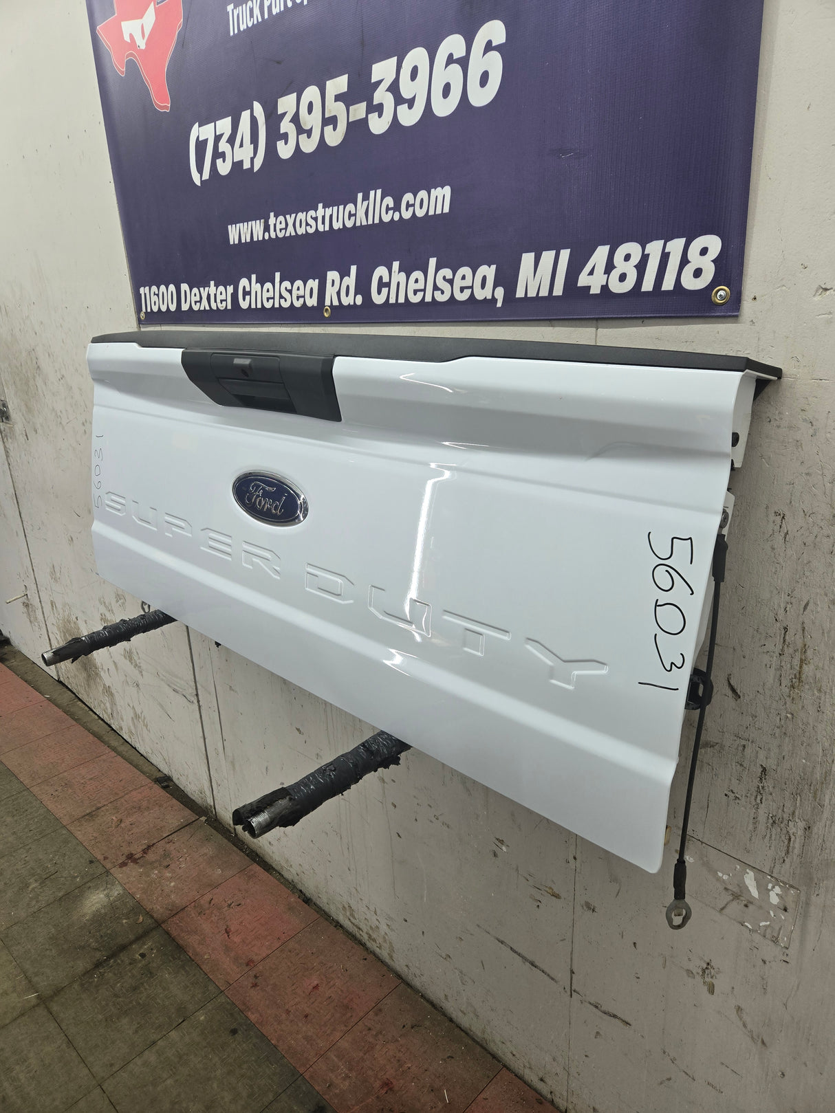 2023-2025 Ford Super Duty F250 F350 F450 F550 Tailgate - Oxford White New Take off