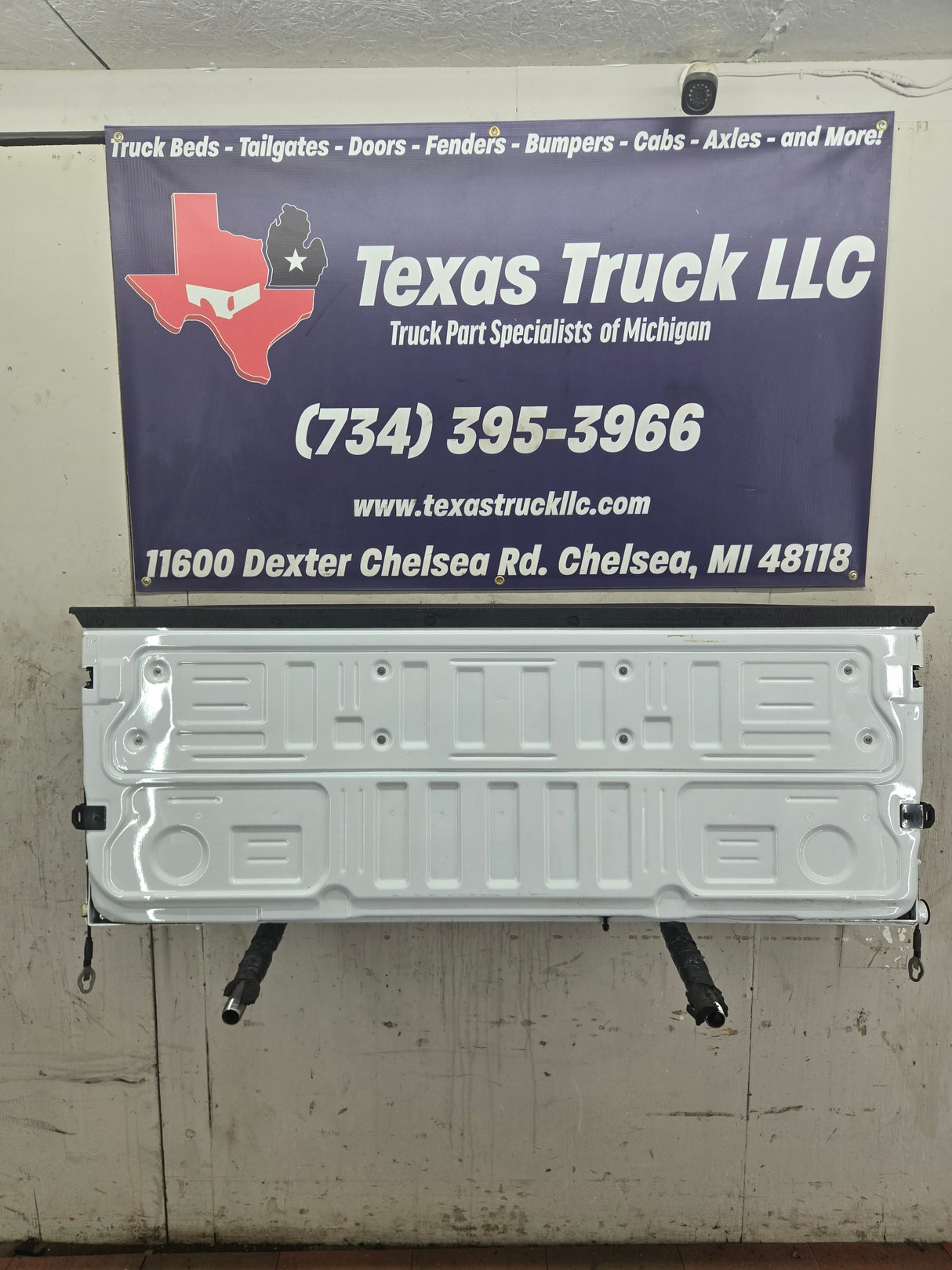 2023-2025 Ford Super Duty F250 F350 F450 F550 Tailgate - Oxford White New Take off