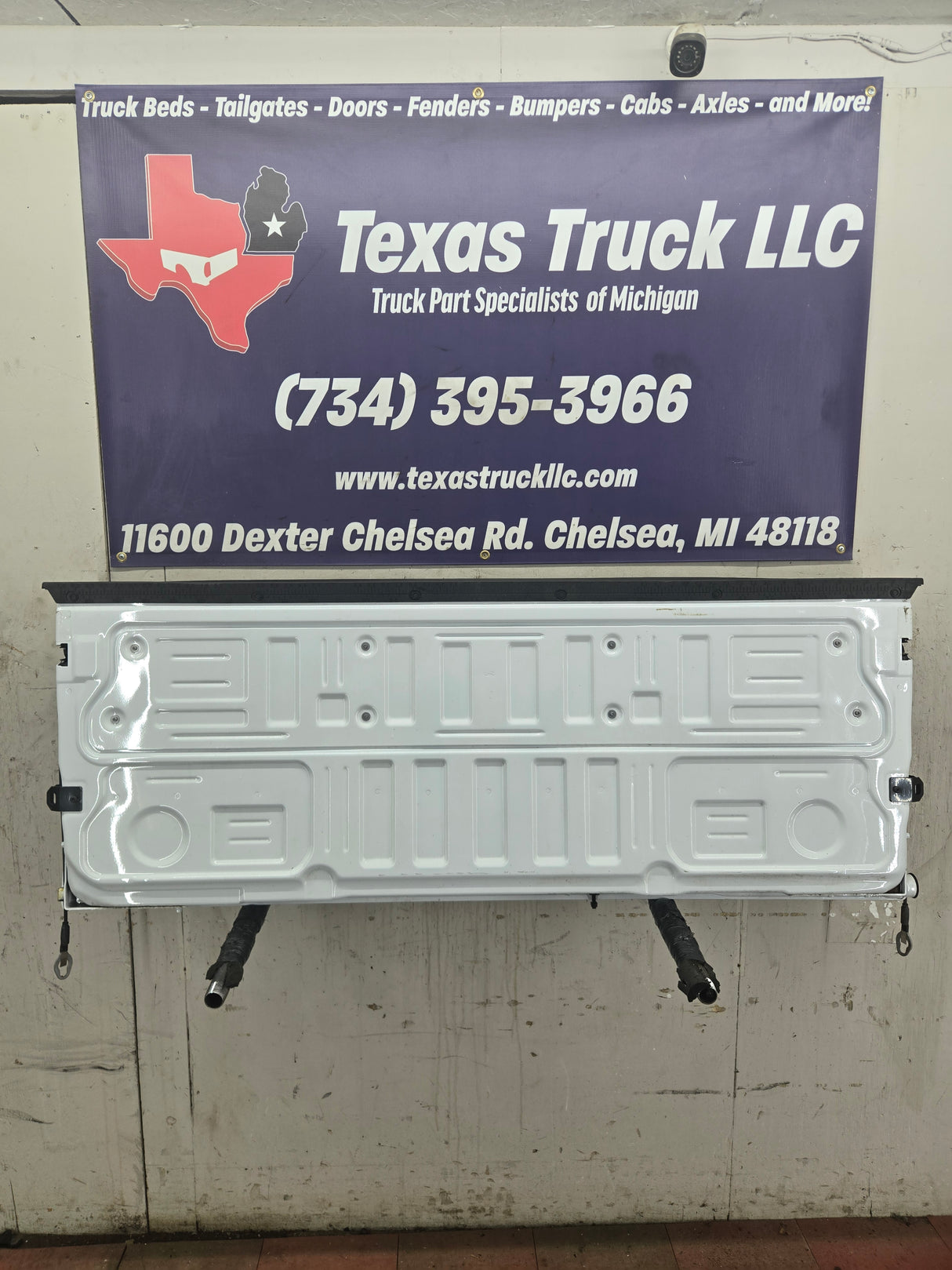 2023-2025 Ford Super Duty F250 F350 F450 F550 Tailgate - Oxford White New Take off