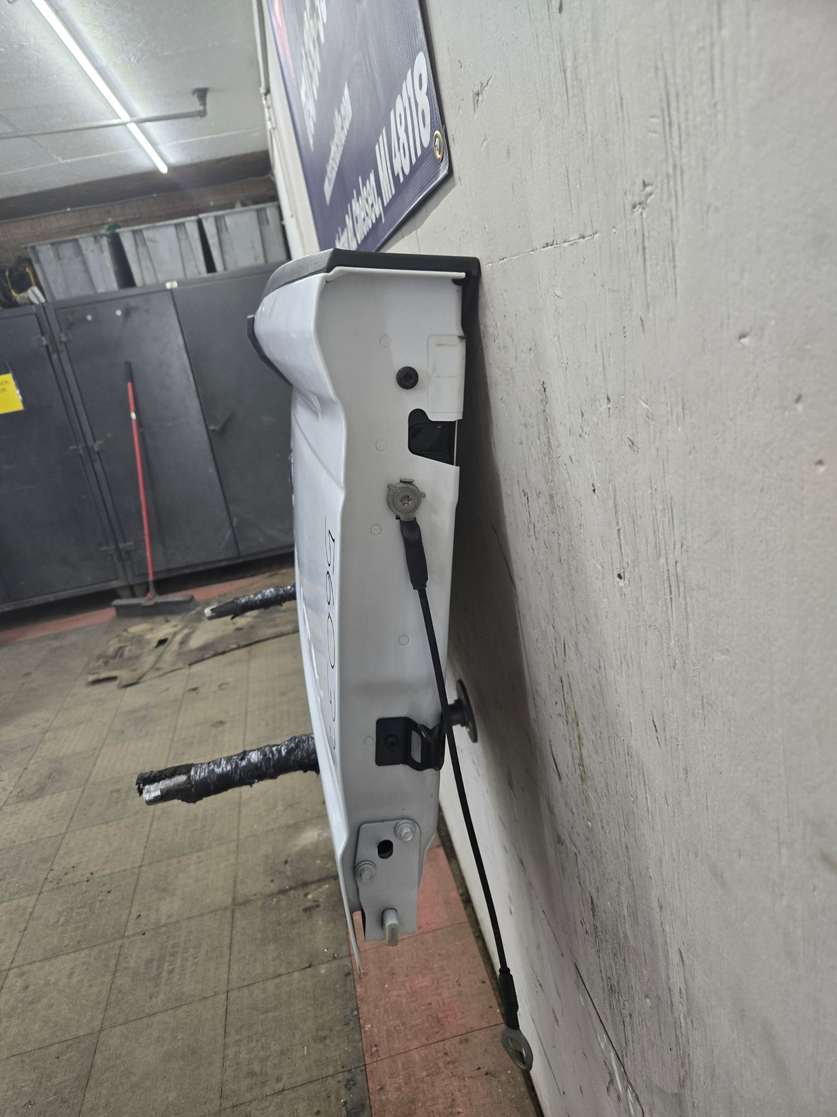 2023-2025 Ford Super Duty F250 F350 F450 F550 Tailgate - Oxford White New Take off