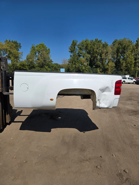 2007-2013 Chevrolet Silverado / GMC Sierra 3500 HD 8' Dually Truck Bed