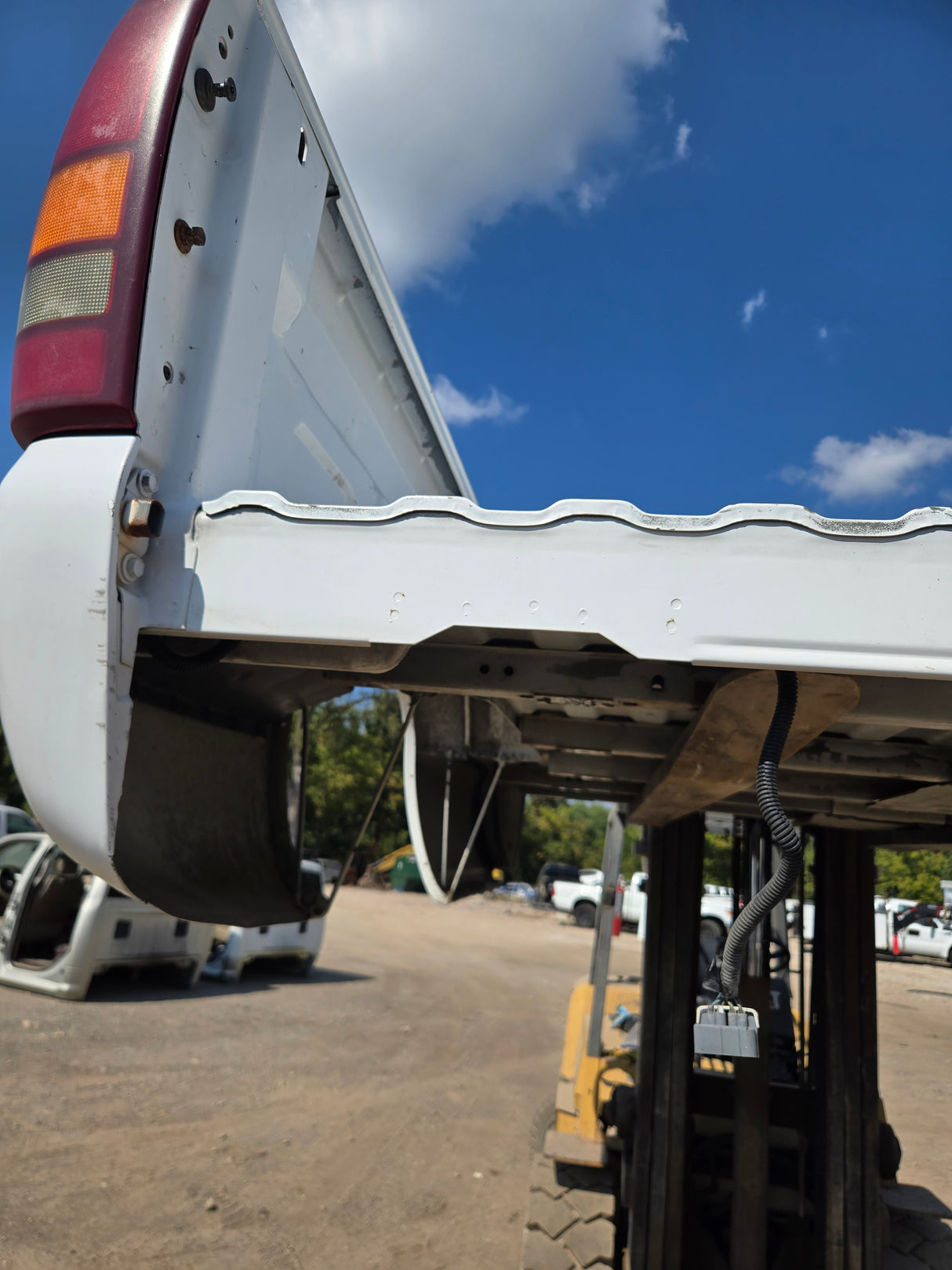 1999-2007 Chevrolet Silverado / GMC Sierra 1500 2500 3500 HD 8' Long Bed Truck Bed - Summit White