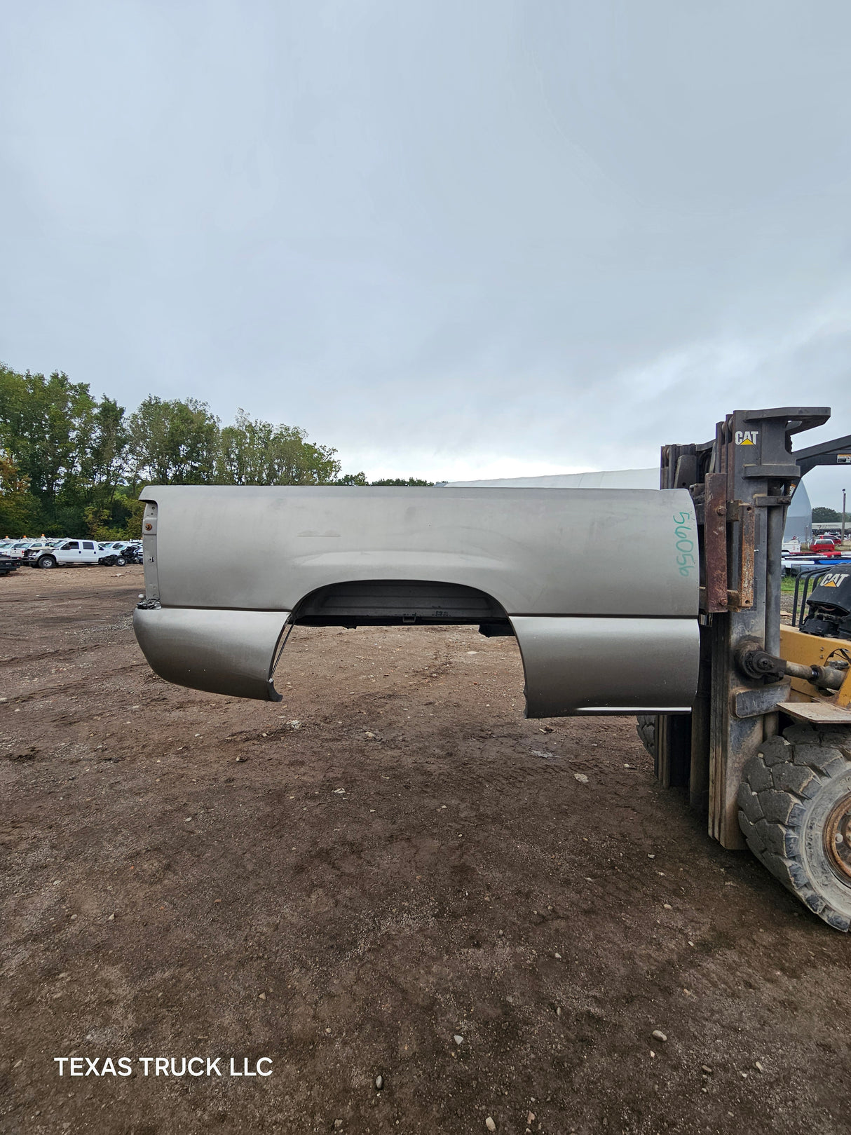 1999-2007 Chevrolet Silverado / GMC Sierra 1500 2500 3500 HD 6' 6" Short Truck Bed - Pewter
