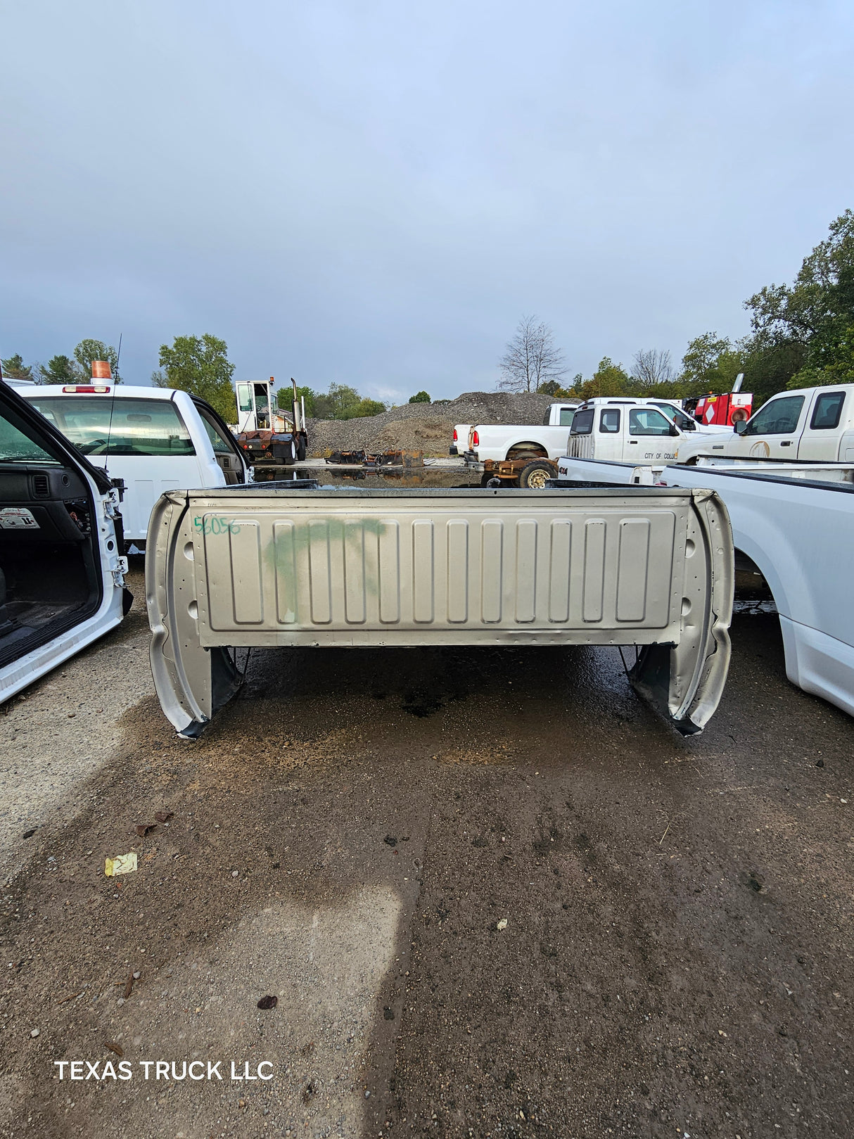 1999-2007 Chevrolet Silverado / GMC Sierra 1500 2500 3500 HD 6' 6" Short Truck Bed - Pewter