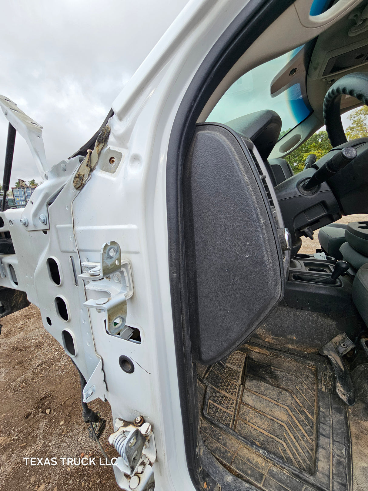 2009-2018 Dodge Ram 1500 4th Gen Crew Cab Cummins Cab - White
