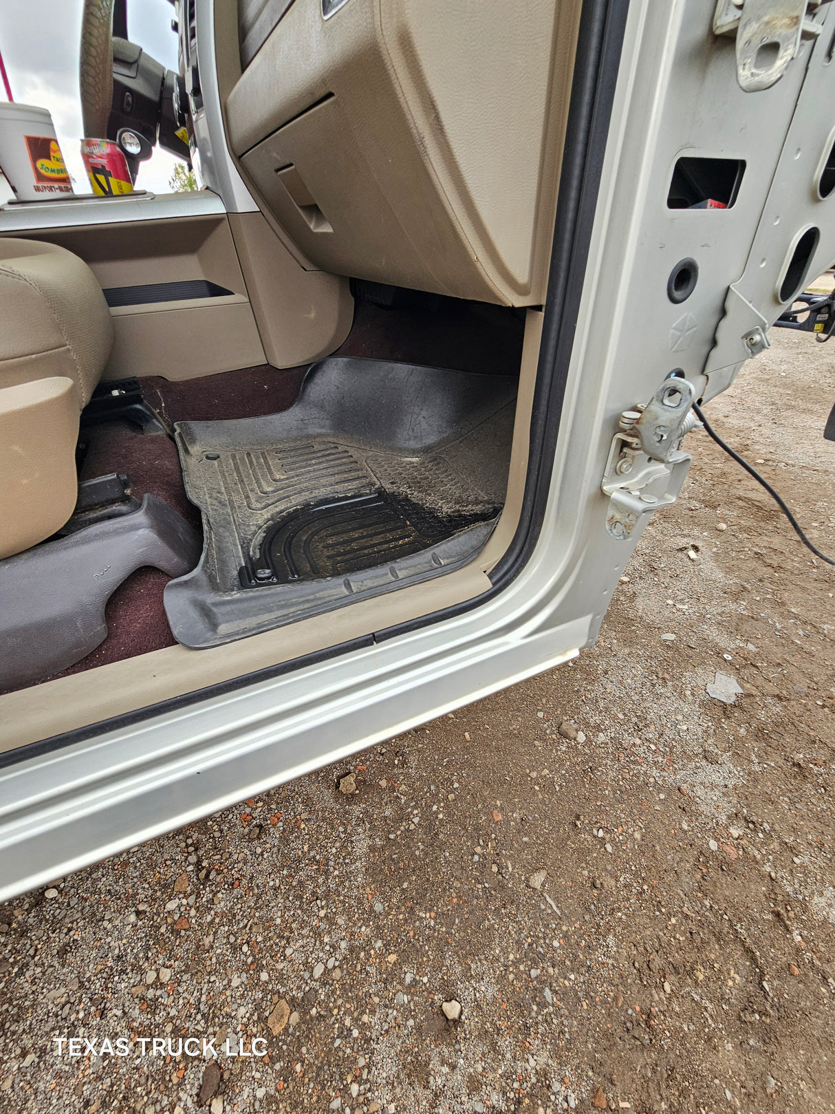 2009-2018 Dodge Ram 1500 4th Gen Crew Cab Cab - Light Graystone Pearl Coat
