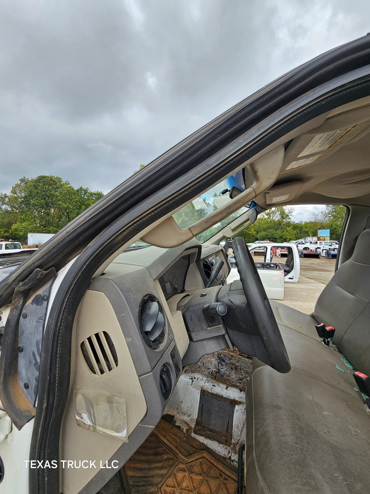 2008-2010 Ford Super Duty F250 F350 F450 F550 Regular Cab 2 door
