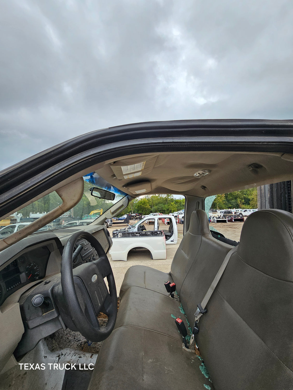 2008-2010 Ford Super Duty F250 F350 F450 F550 Regular Cab 2 door