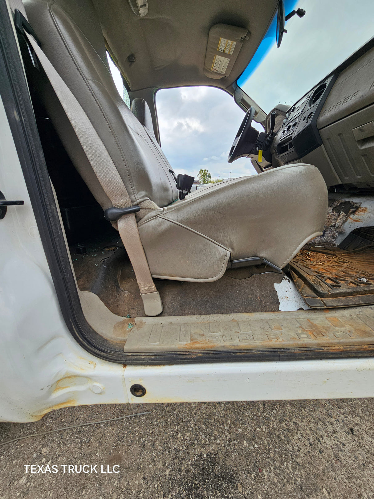 2008-2010 Ford Super Duty F250 F350 F450 F550 Regular Cab 2 door