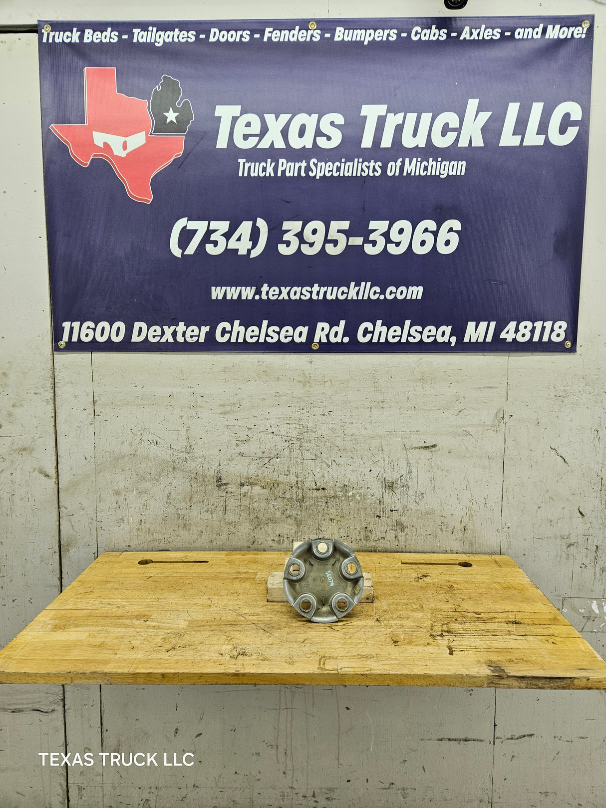 2002-2008 Dodge Ram 1500 OEM Center Wheel Cap Hub Cap 3rd Gen